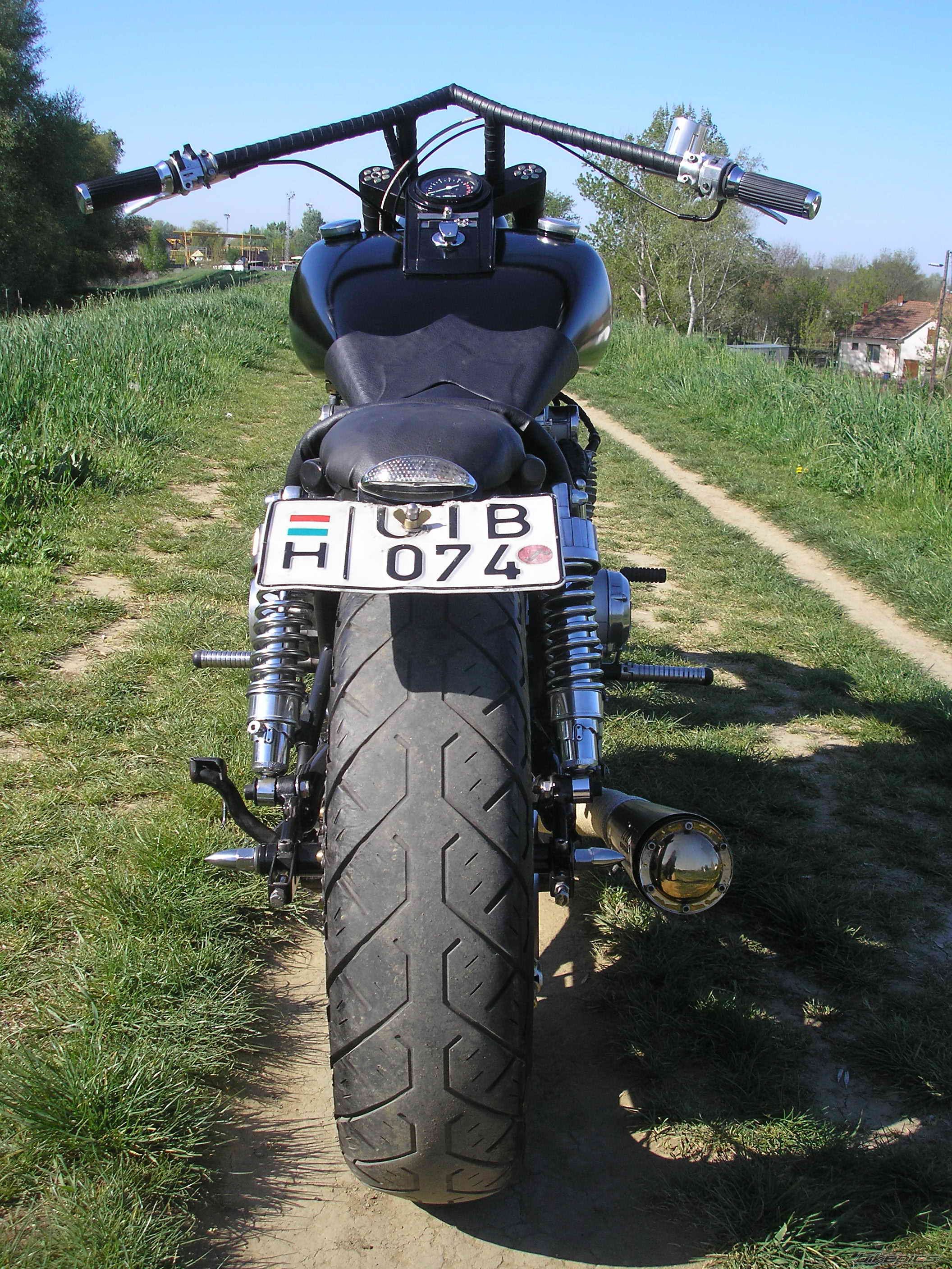 1977 SUZUKI GS 750 | Picture 1546887 motorcycle photo