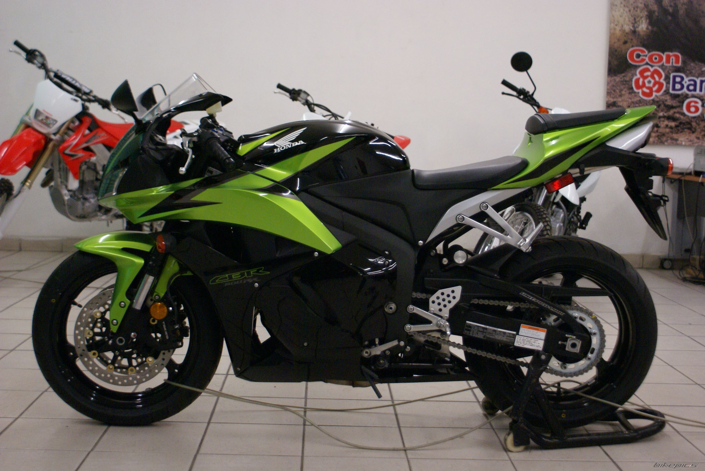 2009 HONDA CBR 600 RR | Picture 1547562 motorcycle photo