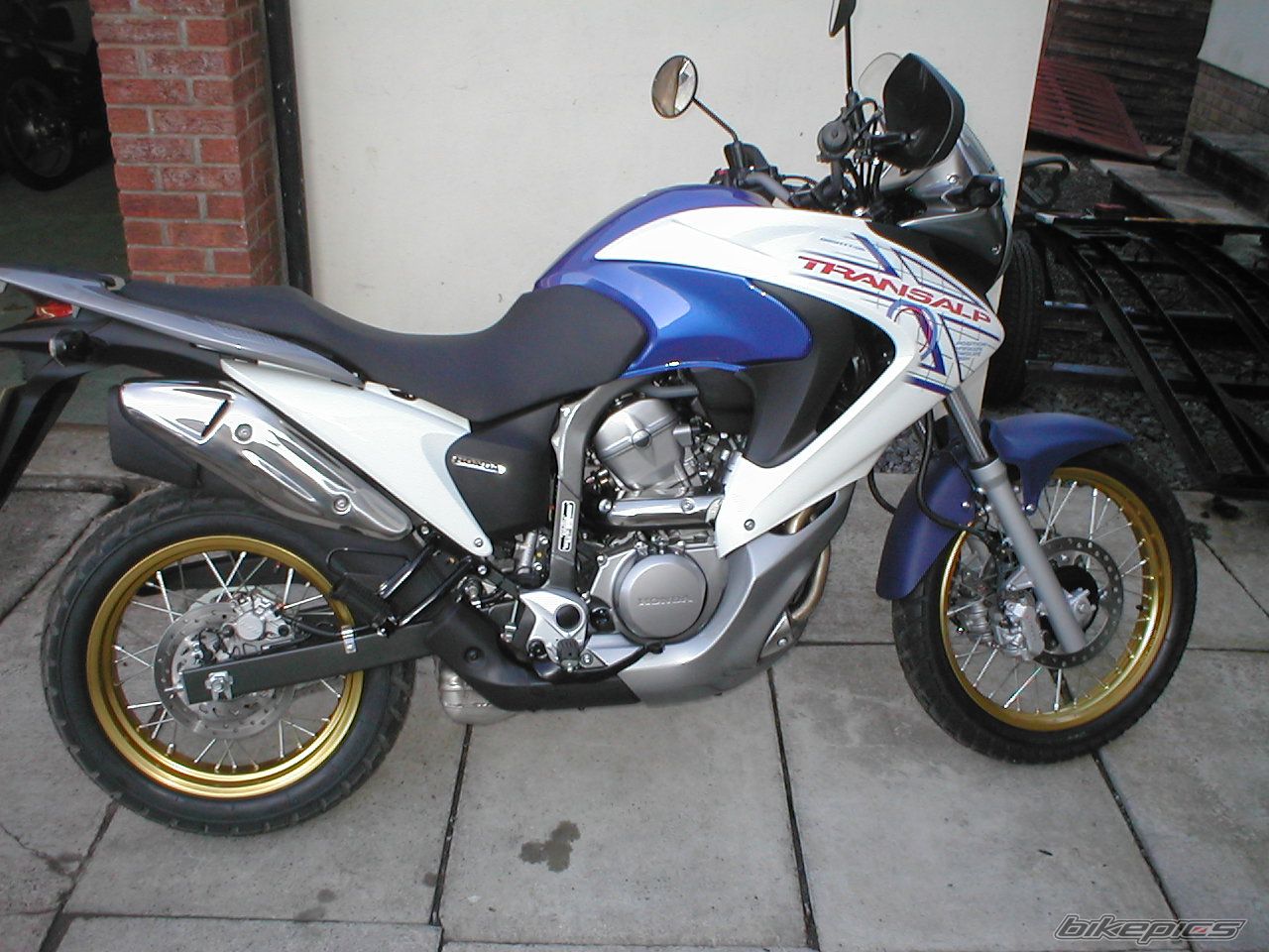 2009 HONDA XL 650V TRANSALP | Picture 1548492 motorcycle photo