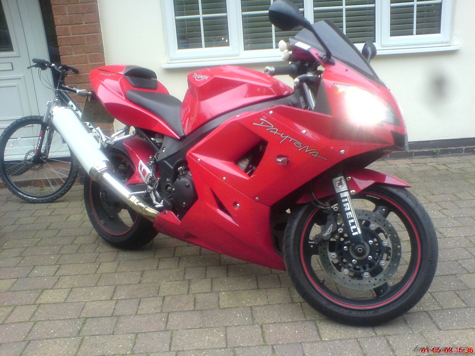 2003 TRIUMPH DAYTONA 600 | Picture 1550172 motorcycle photo