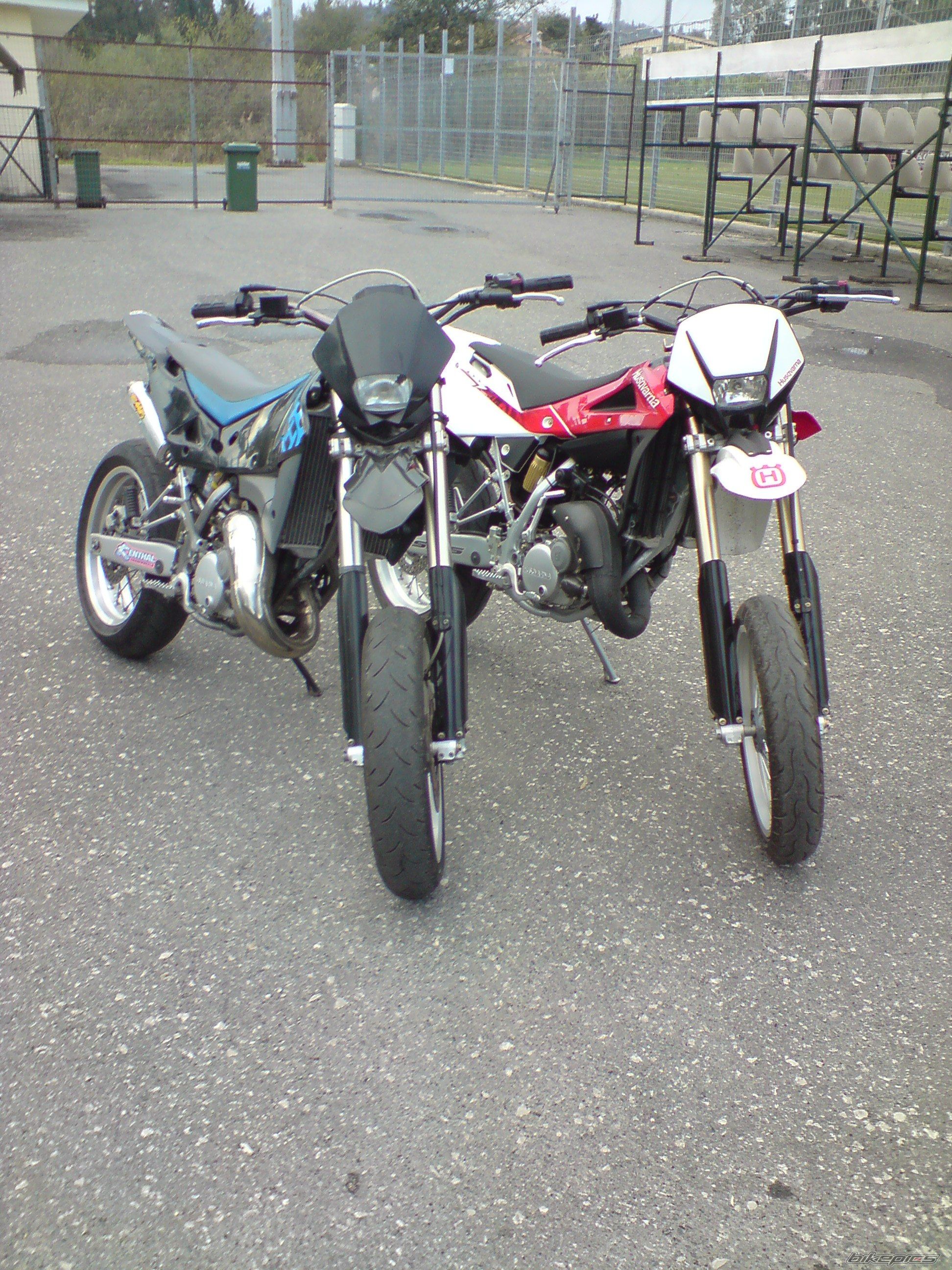 2009 HUSQVARNA SM 125 S | Picture 1550640 motorcycle photo