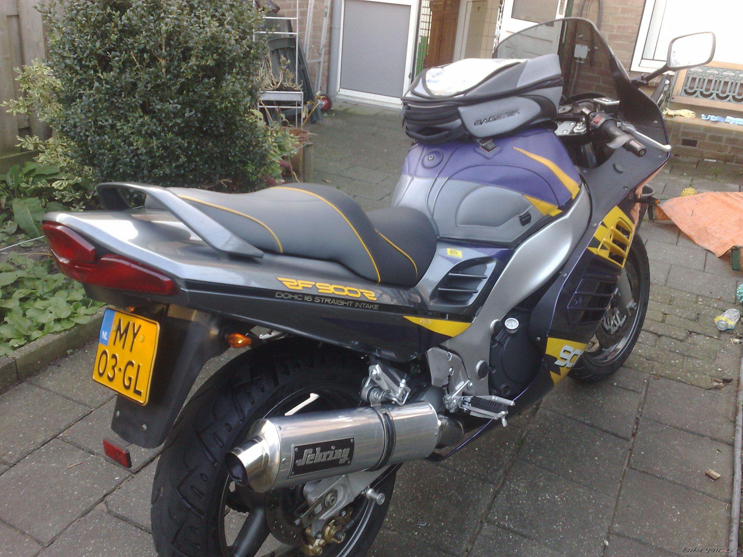 1997 SUZUKI RF 900 | Picture 1551187 motorcycle photo