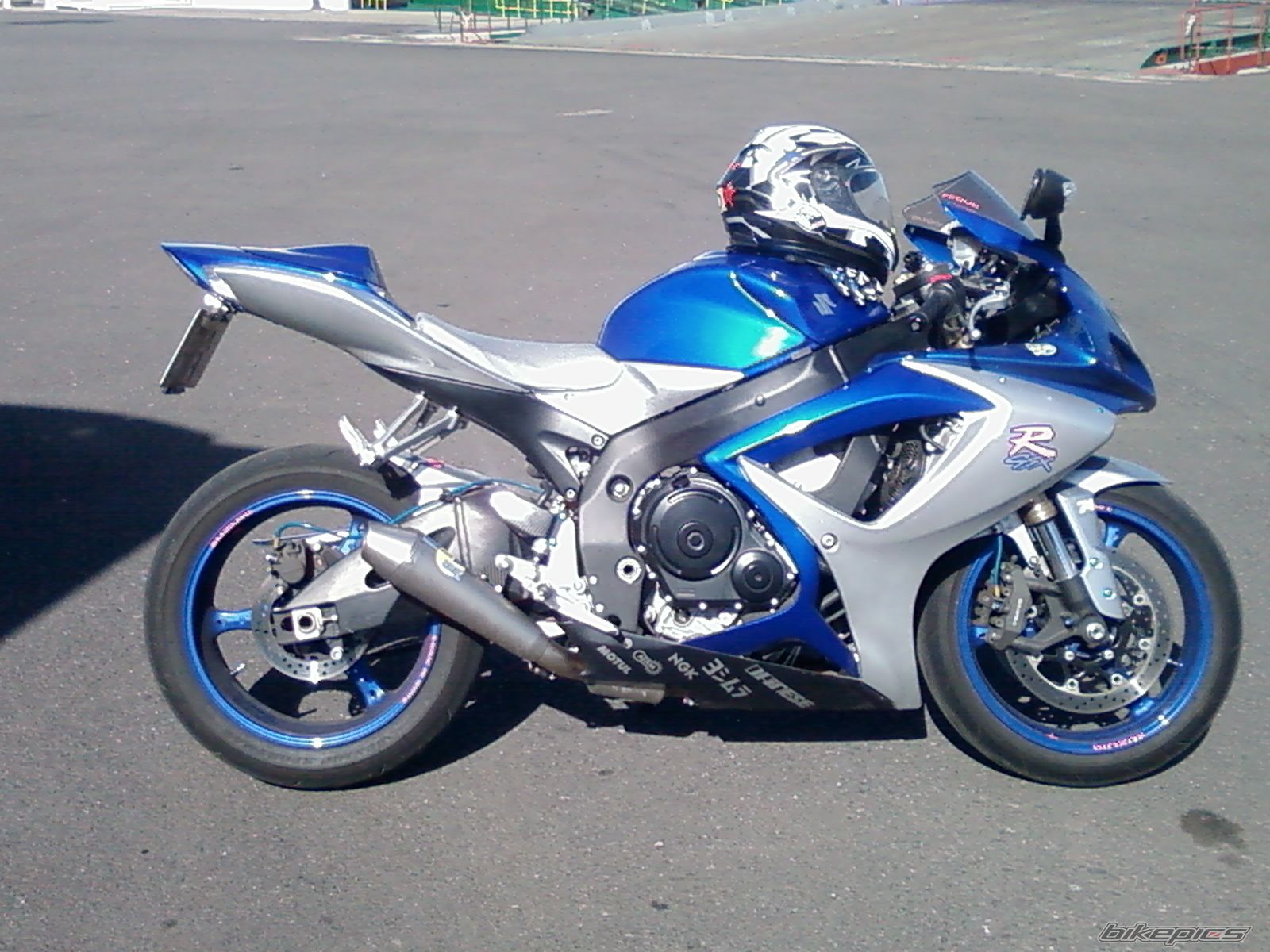 2007 SUZUKI GSX R 600 | Picture 1551483 motorcycle photo