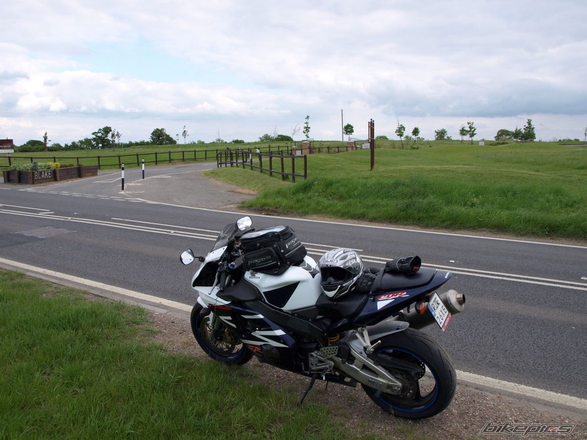 2002 HONDA CBR 900 | Picture 1551659 motorcycle photo