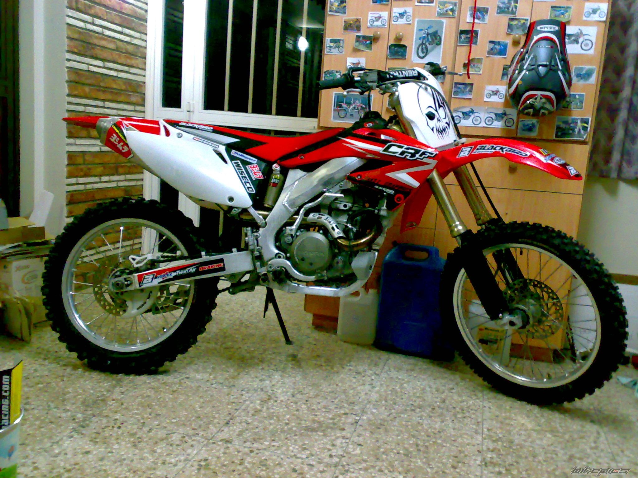 2009 HONDA CRF 450 | Picture 1552130 motorcycle photo