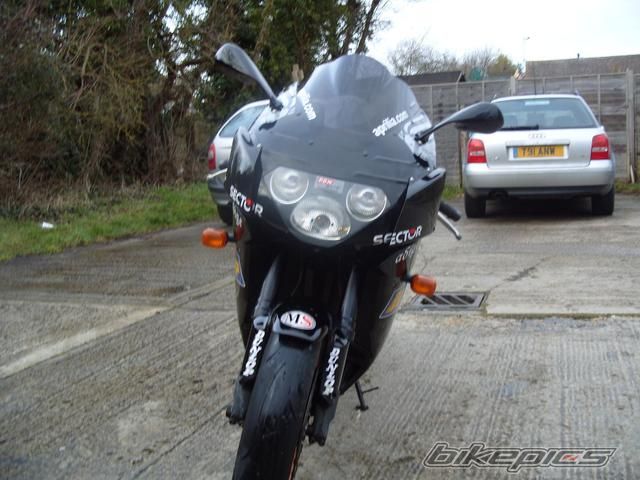 1999 APRILIA RSV 1000 MILLE | Picture 1552162 motorcycle photo