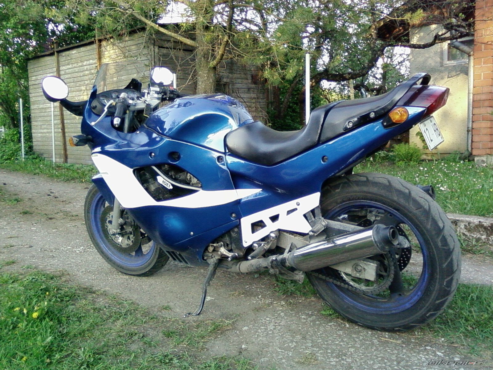 1993 SUZUKI GSX 600 | Picture 1552506 motorcycle photo
