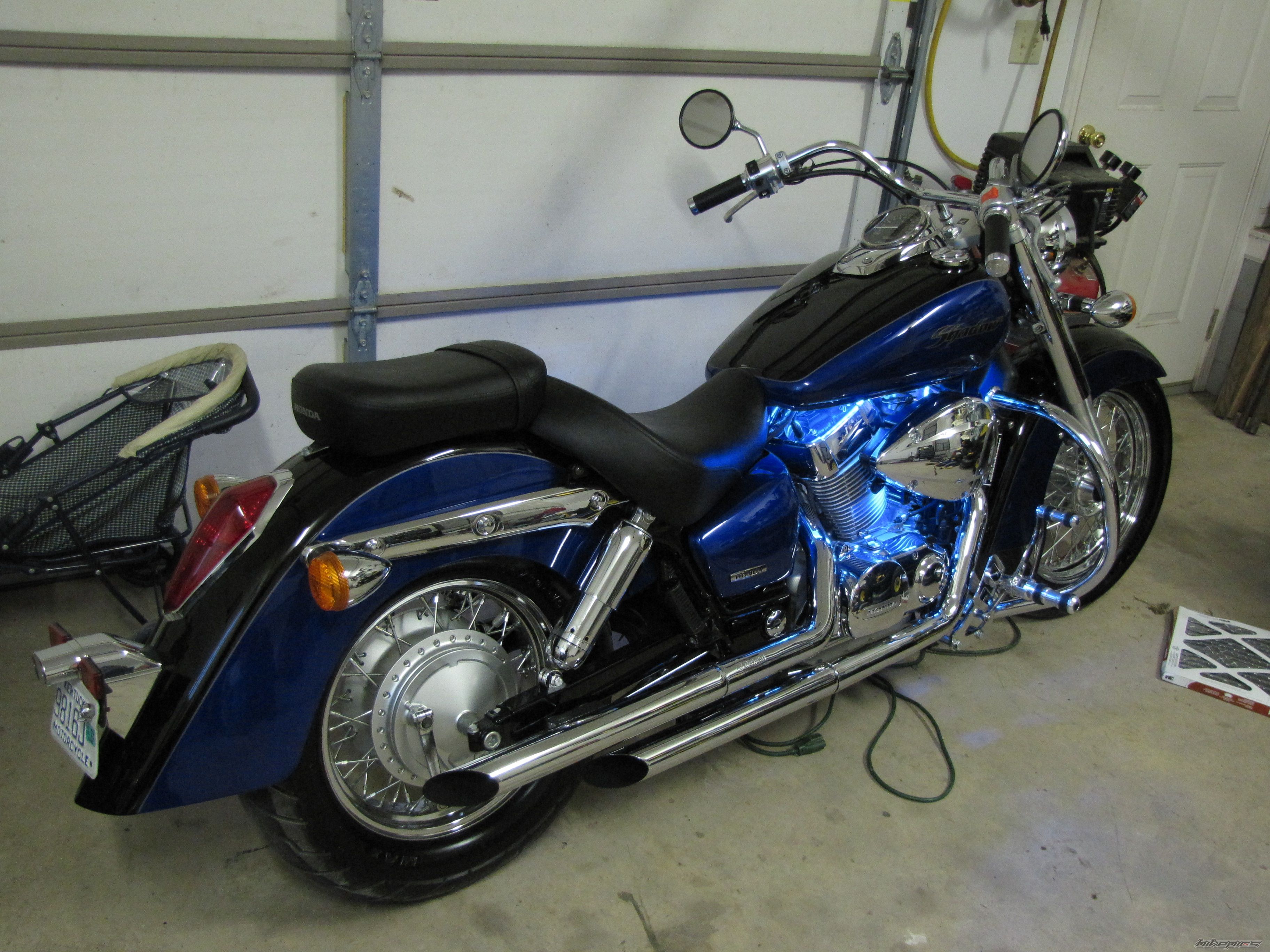2004 HONDA SHADOW AERO 750 | Picture 1552849 motorcycle photo