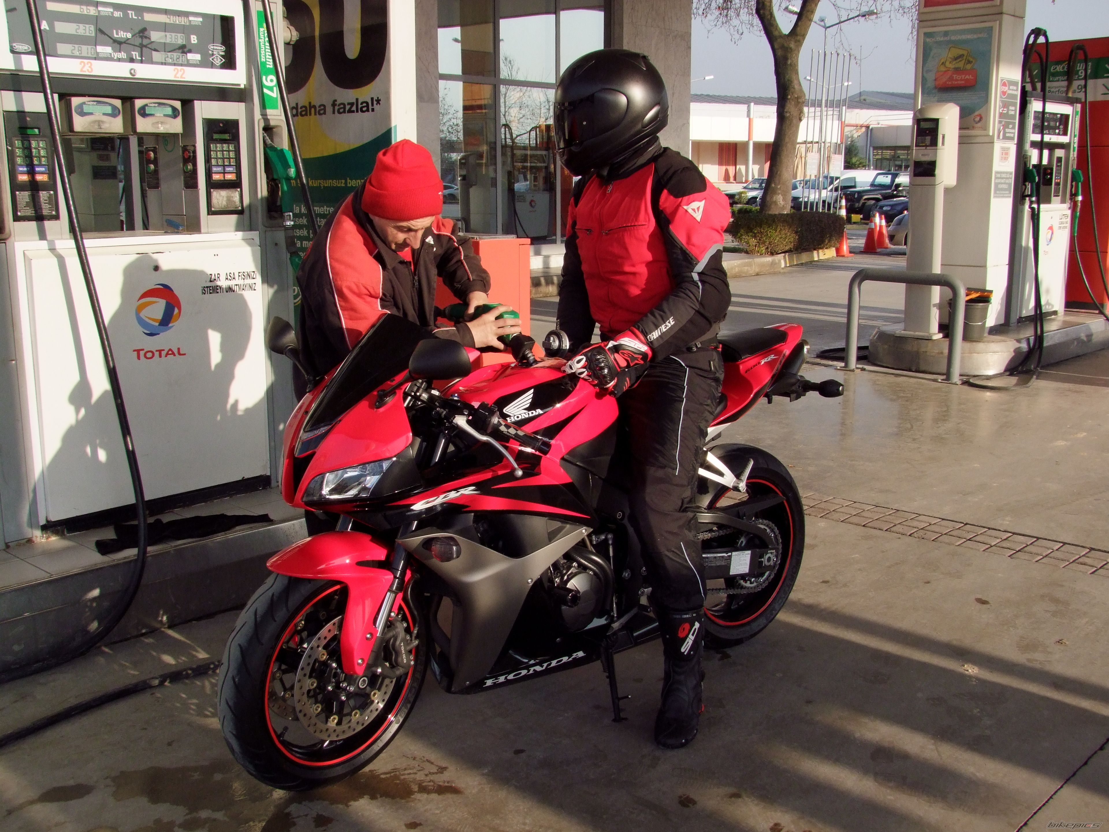 2007 HONDA CBR 600 RR | Picture 1553173 motorcycle photo