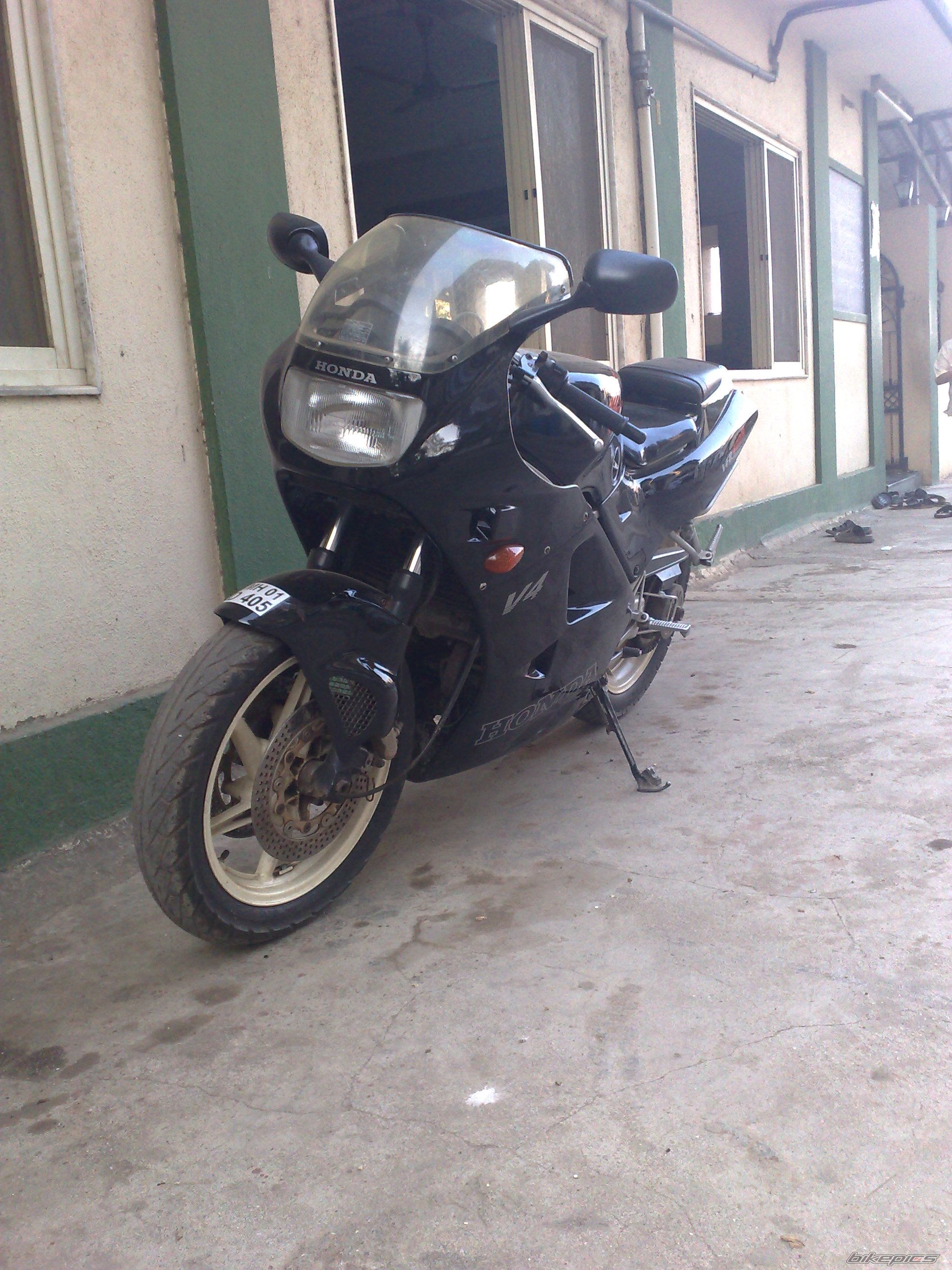 1991 HONDA VFR 400 | Picture 1553785 motorcycle photo