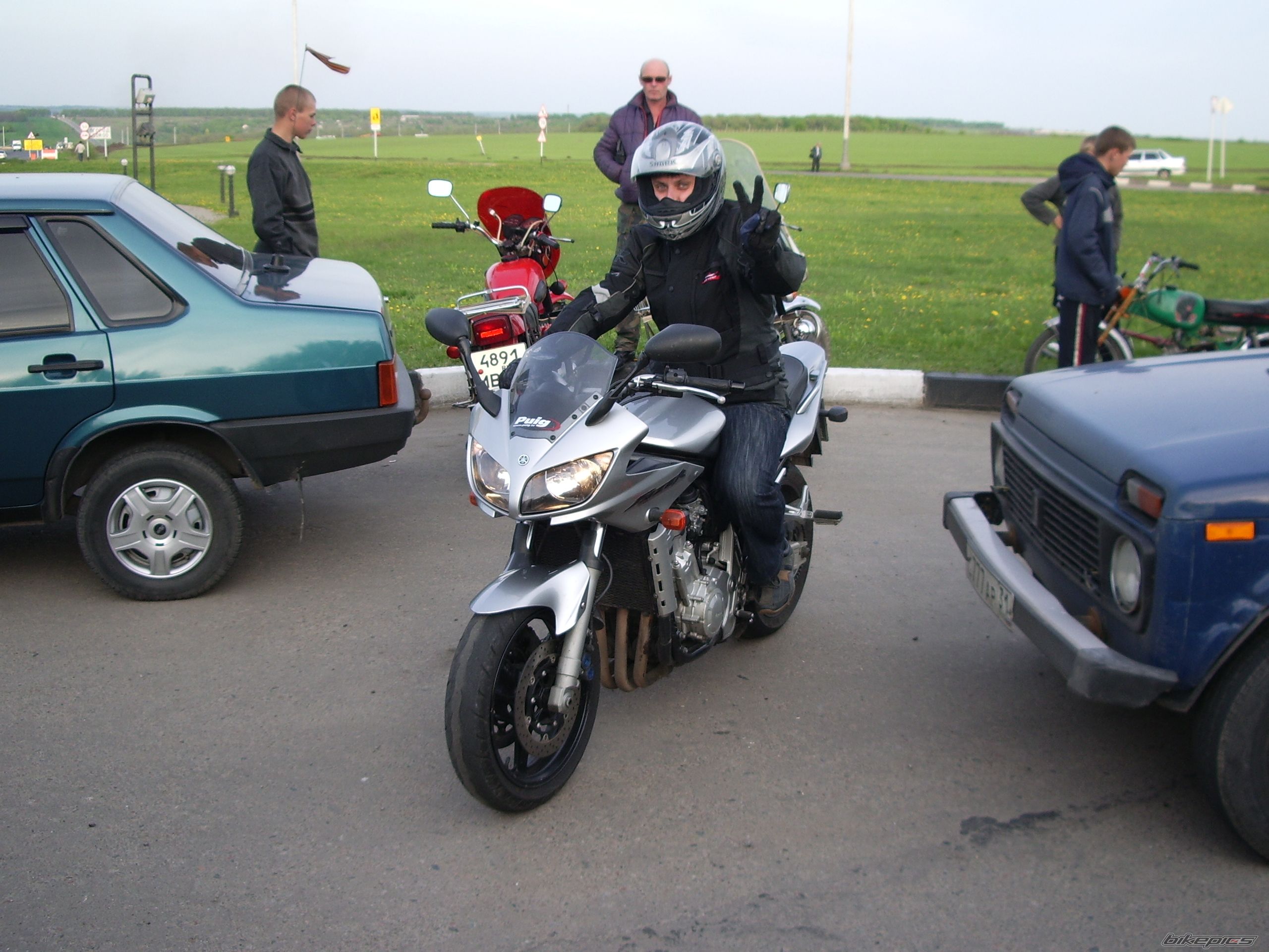 2004 YAMAHA FZS 1000 FAZER | Picture 1553923 motorcycle photo