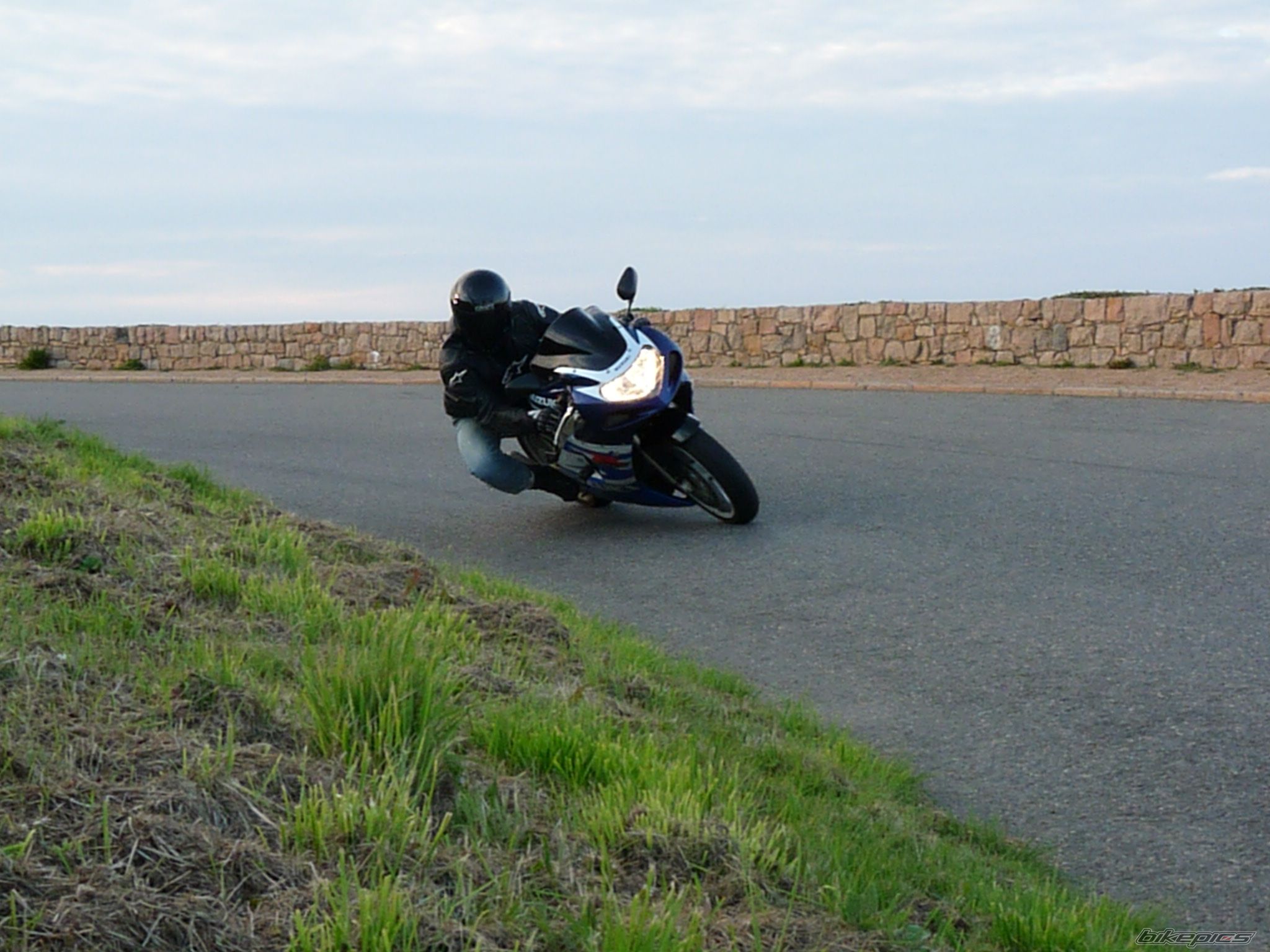 2002 SUZUKI GSX R 600 | Picture 1554161 motorcycle photo