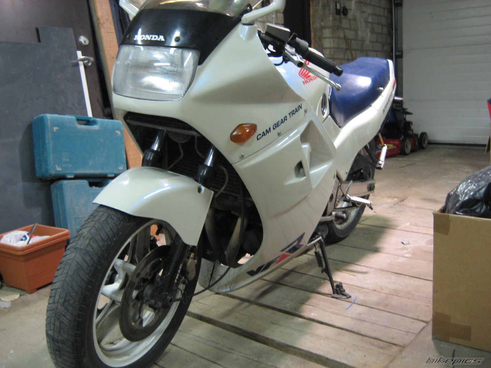 1986 HONDA VFR 700 | Picture 1554485 motorcycle photo