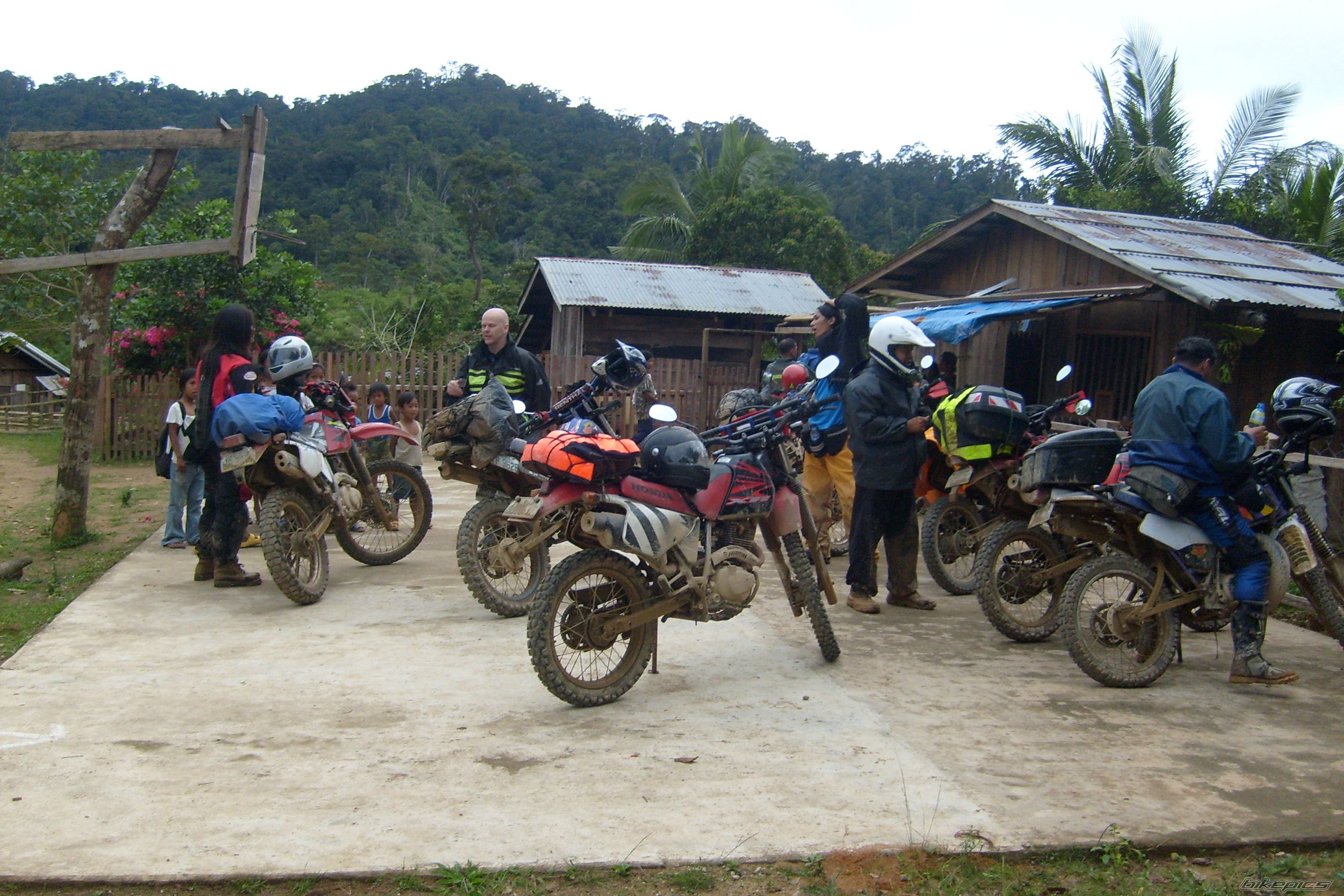 2007 HONDA XR 200 | Picture 1554982 motorcycle photo