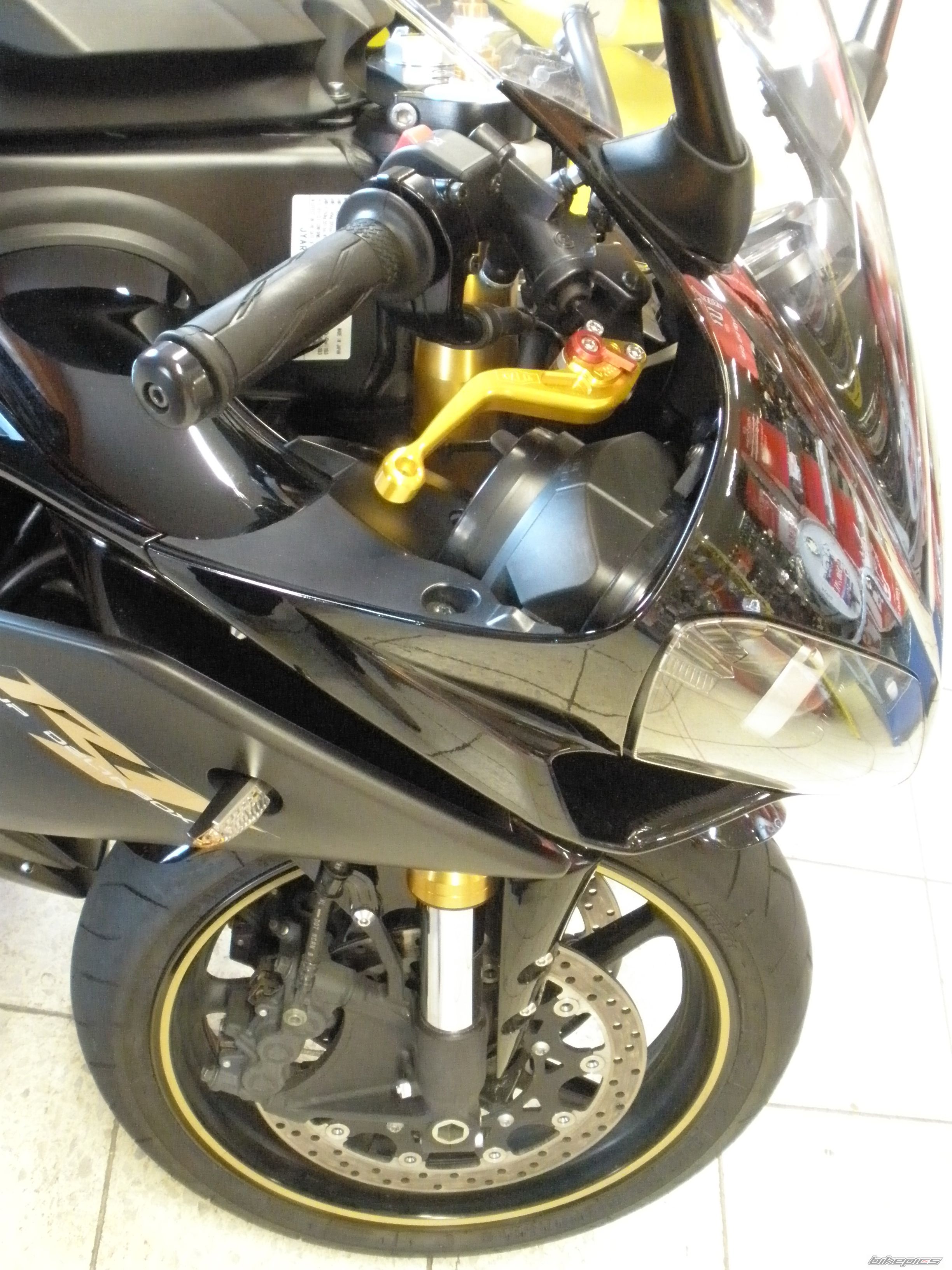 2008 YAMAHA YZF R1 | Picture 1555267 motorcycle photo