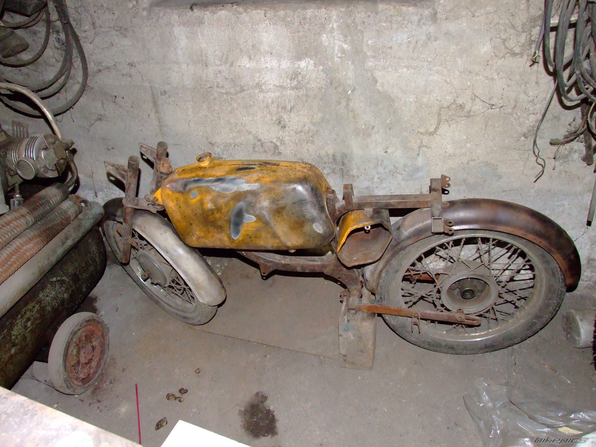 1977 JAWA MUSTANG 50 | Picture 1556784 motorcycle photo