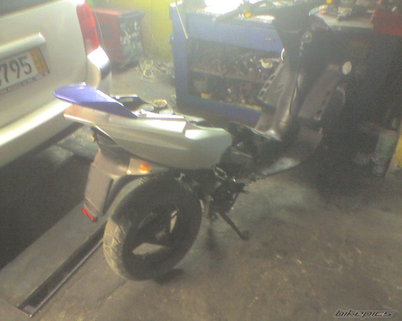 2004 PEUGEOT SPEEDFIGHT2 50 | Picture 1556874 motorcycle photo