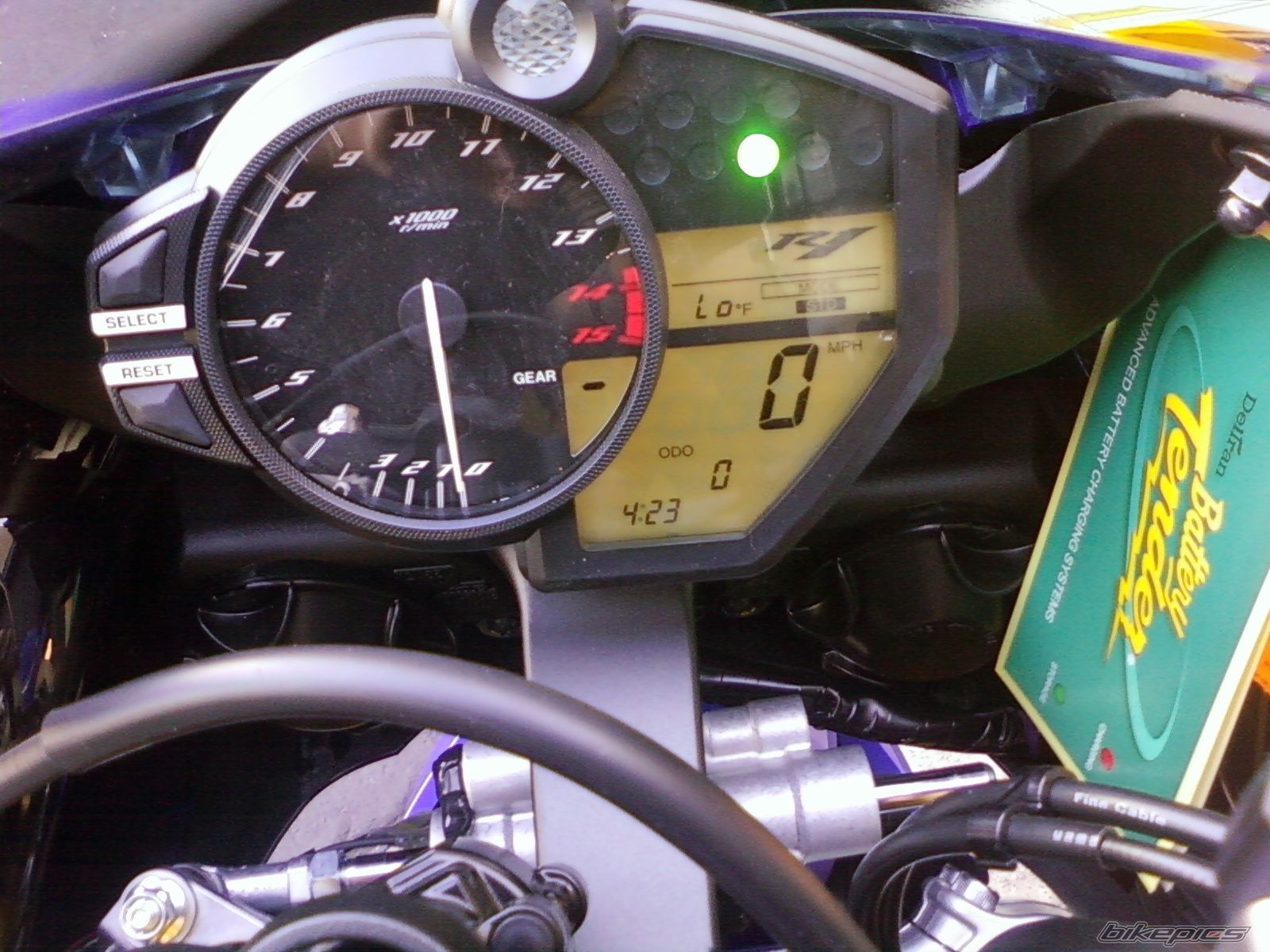 2009 YAMAHA YZF R1 | Picture 1557659 motorcycle photo