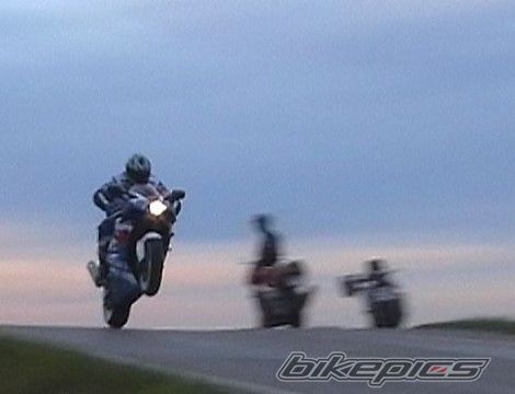 2001 SUZUKI GSX R 1000 | Picture 1557746 motorcycle photo