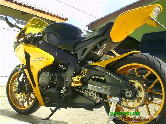 2008 HONDA CBR 1000  RR | Picture 1559803 motorcycle photo