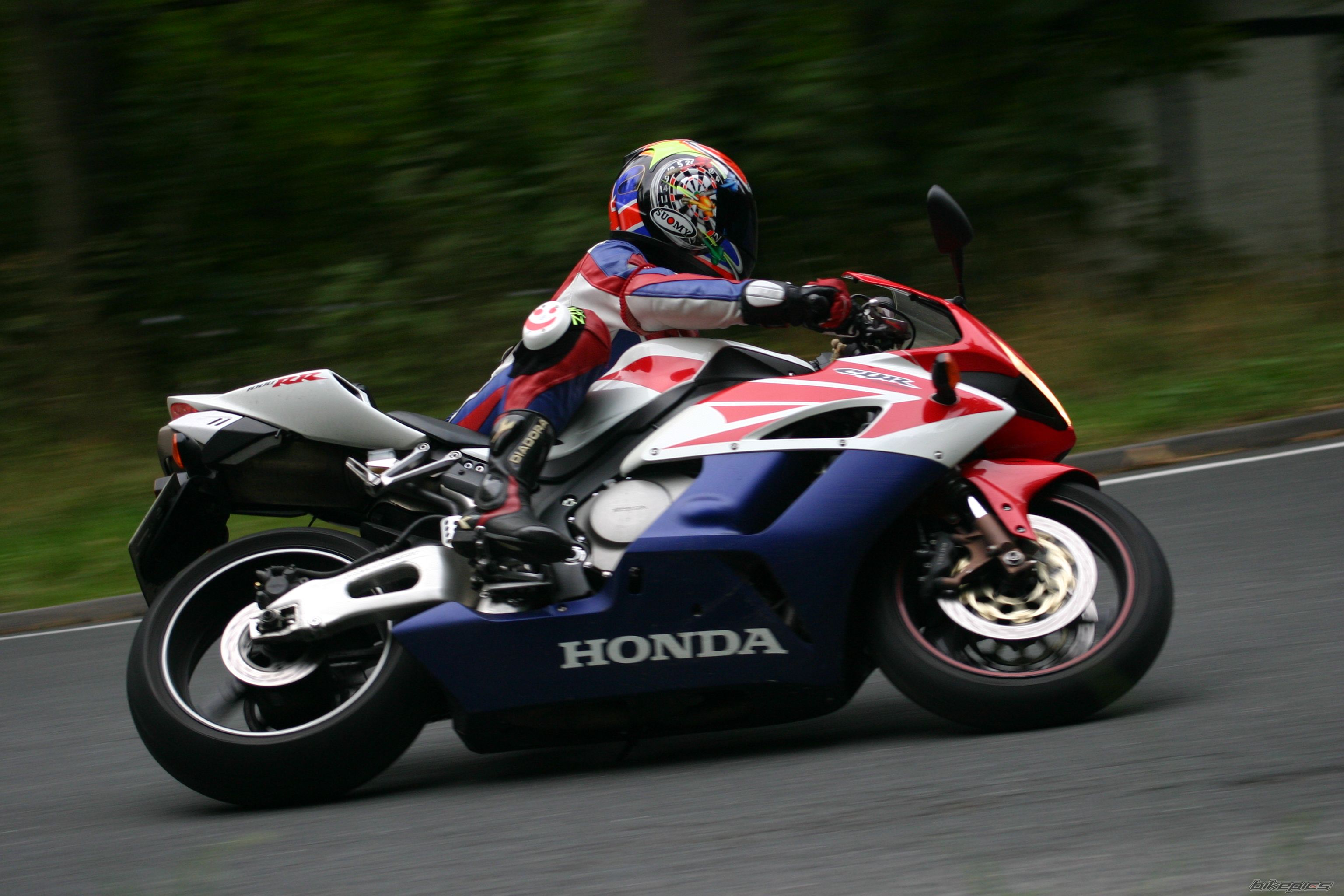 2004 HONDA CBR 1000  RR | Picture 1560592 motorcycle photo