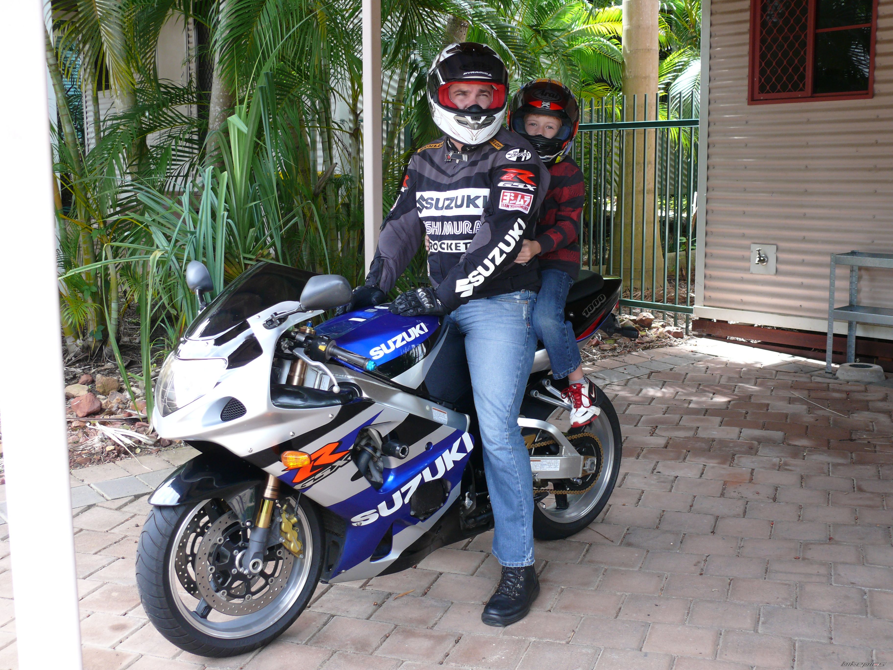 2002 SUZUKI GSX R 1000 | Picture 1560821 motorcycle photo
