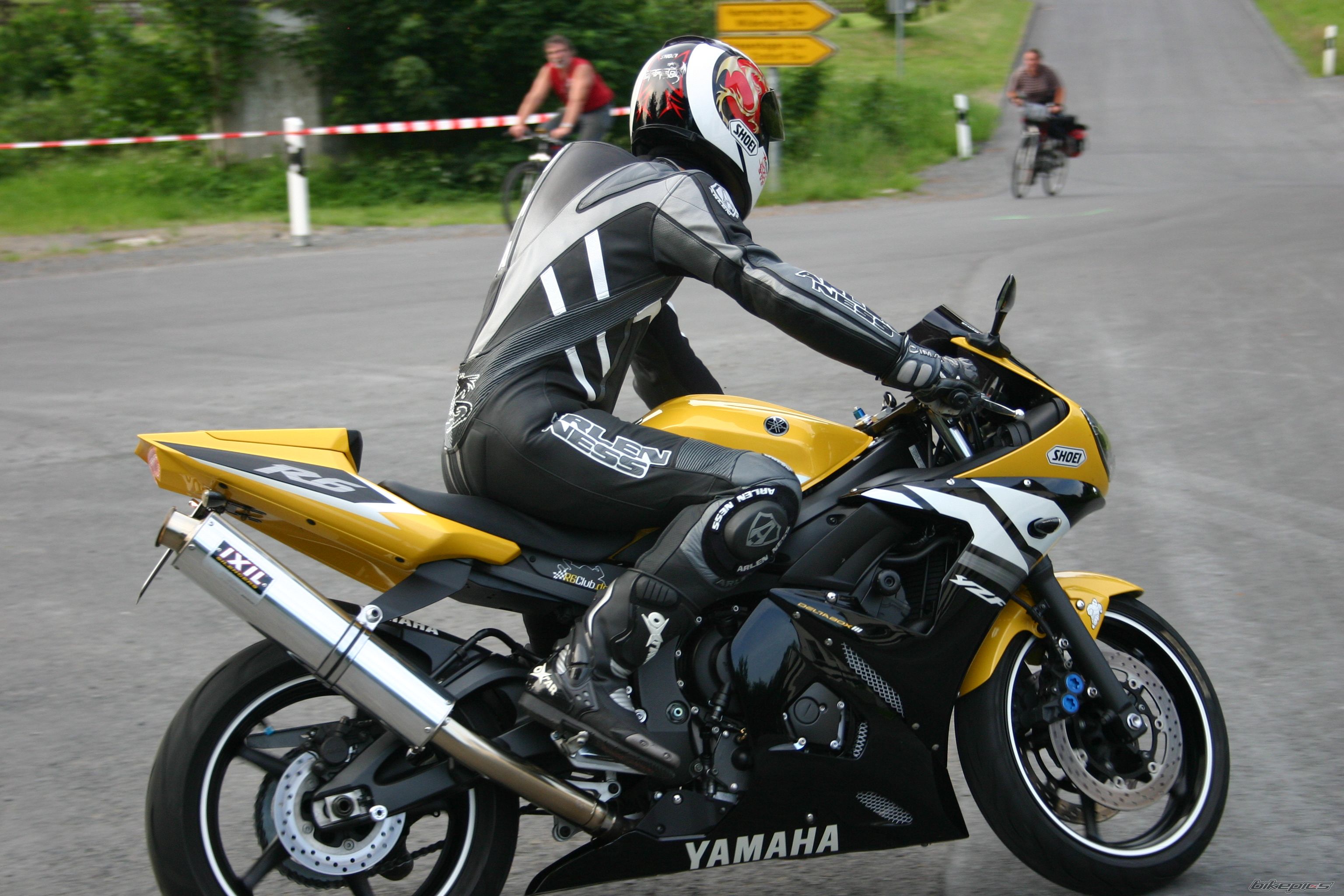 2003 YAMAHA YZF R6 | Picture 1561853 motorcycle photo
