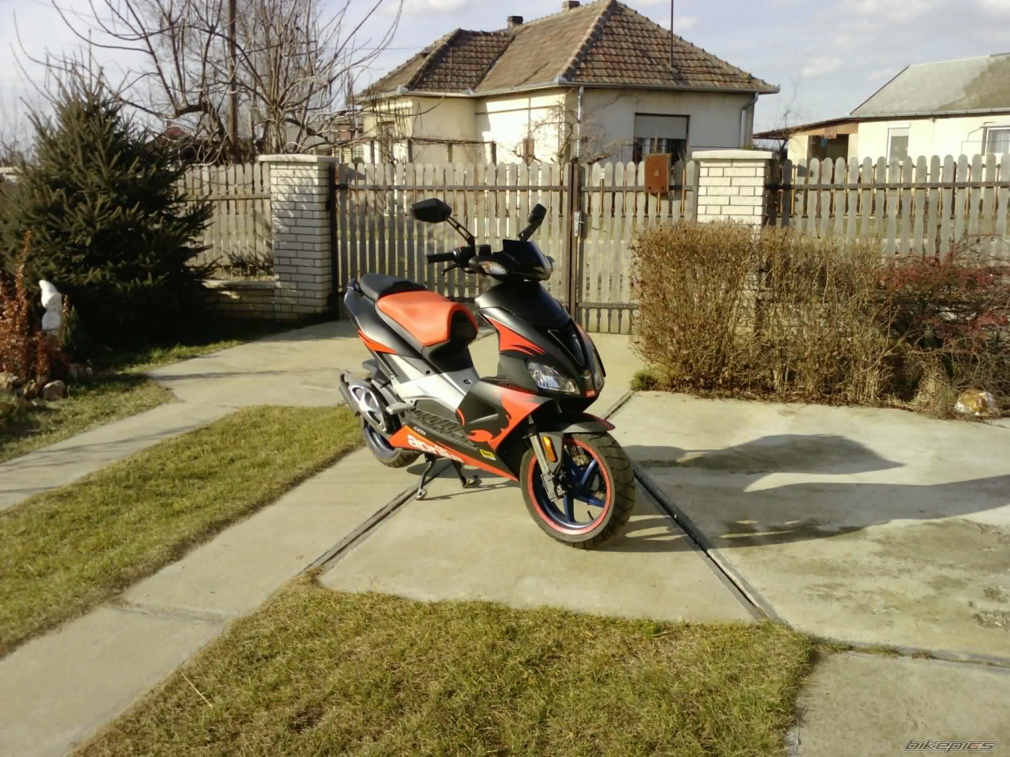 2007 APRILIA SR 50 | Picture 1563625 motorcycle photo