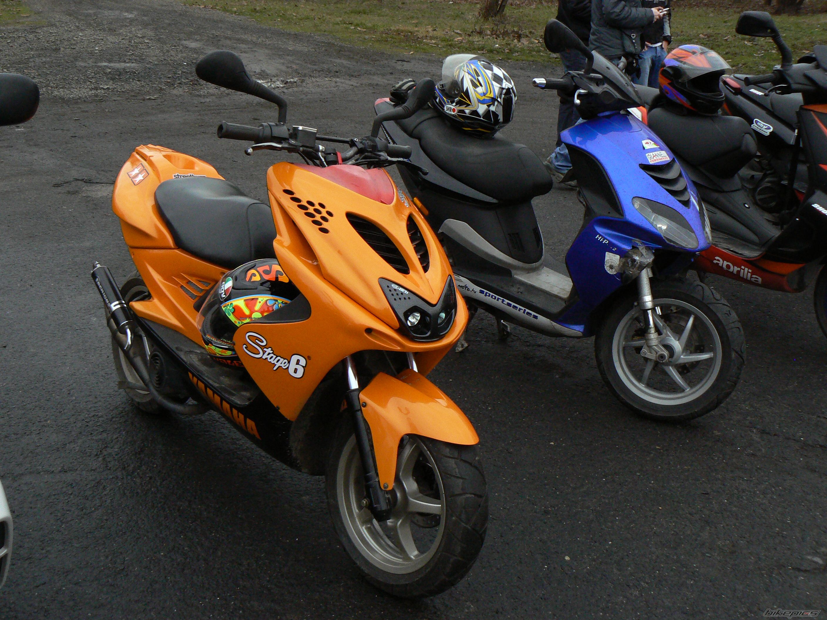 2002 YAMAHA AEROX 100 | Picture 1564193 motorcycle photo