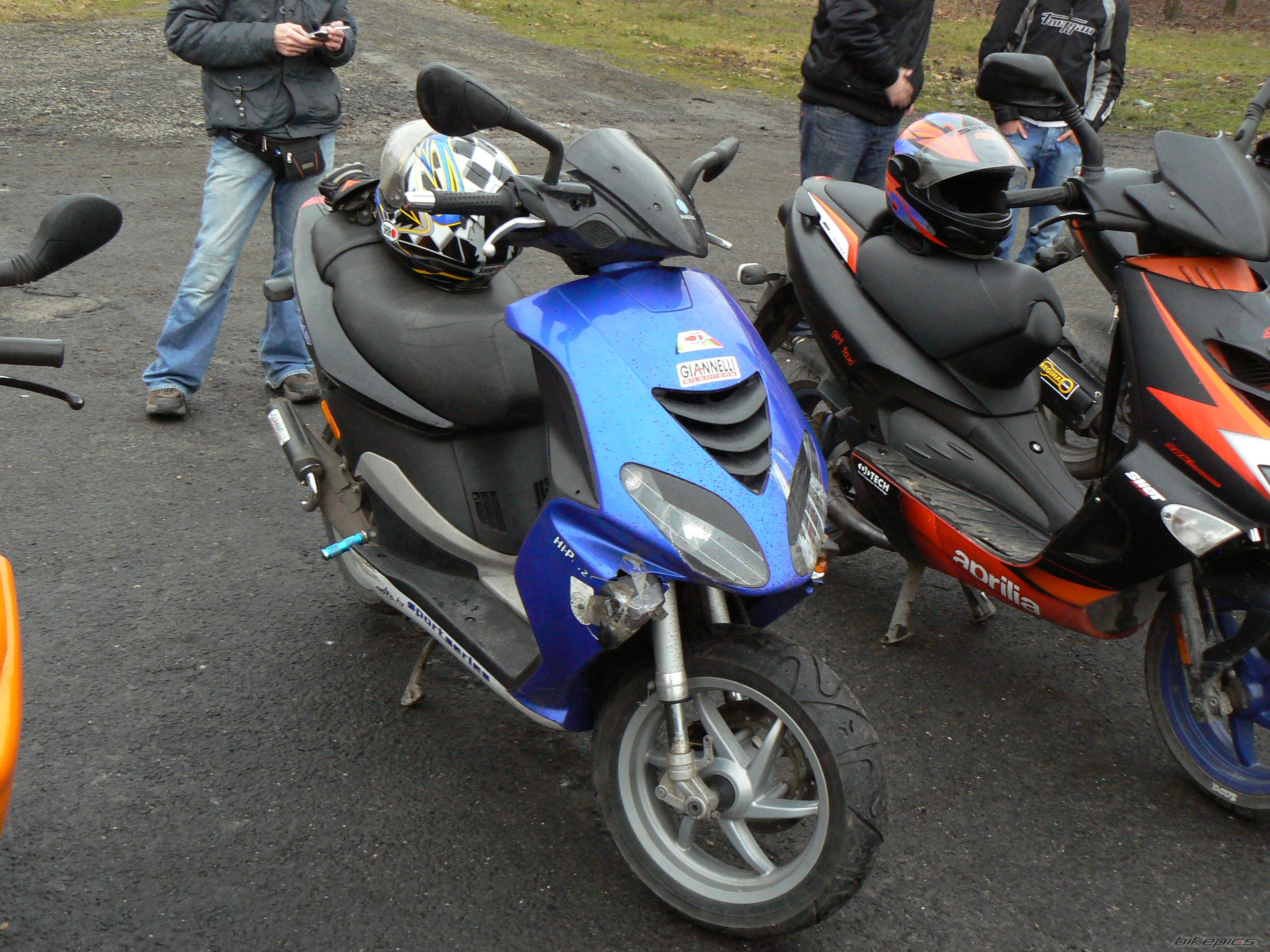 2002 YAMAHA AEROX 100 | Picture 1564197 motorcycle photo