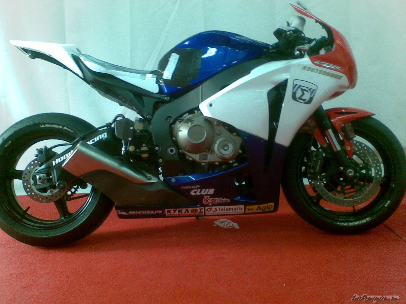 2009 HONDA CBR 1000  RR | Picture 1566211 motorcycle photo