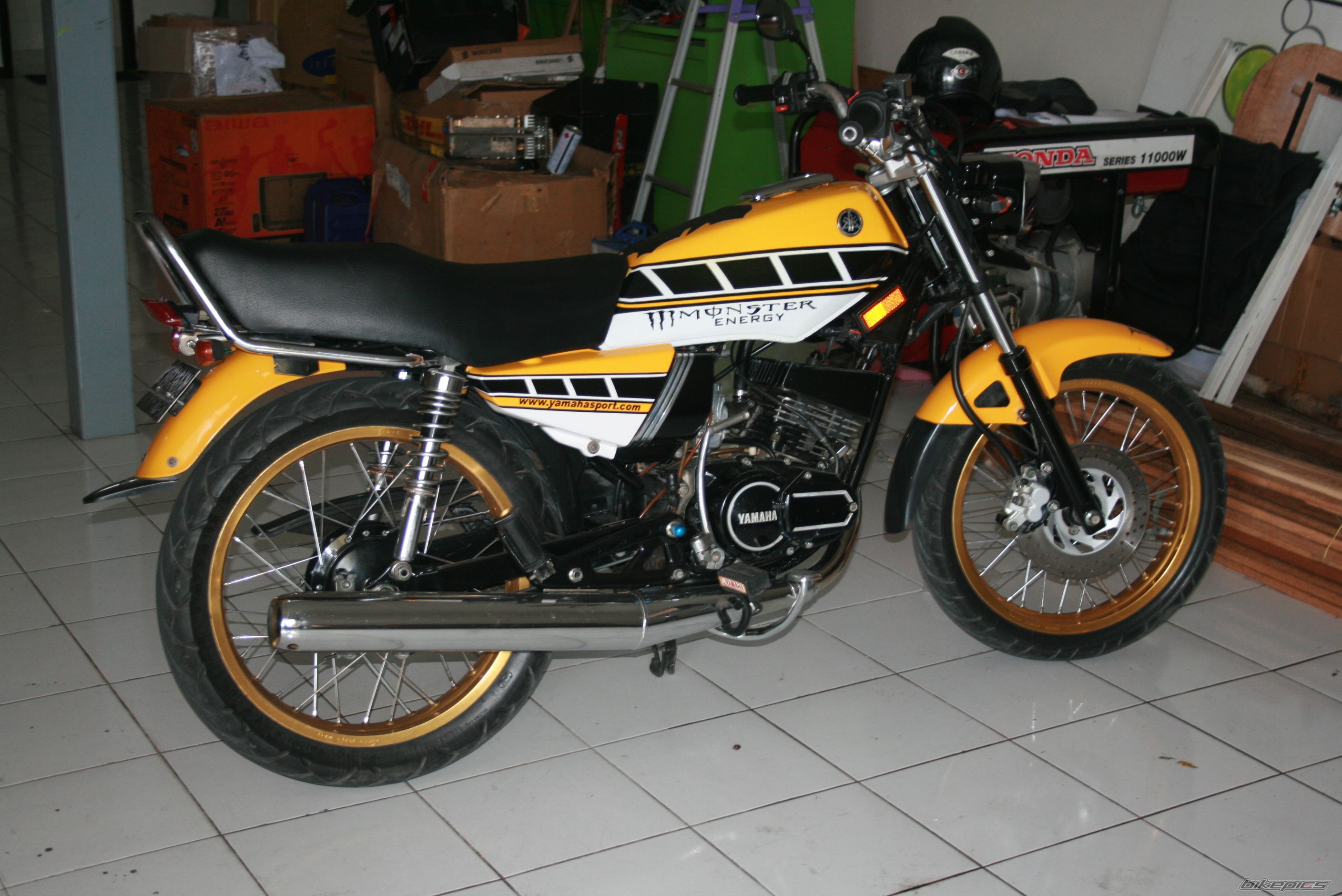 2009 YAMAHA RX KING | Picture 1566925 motorcycle photo