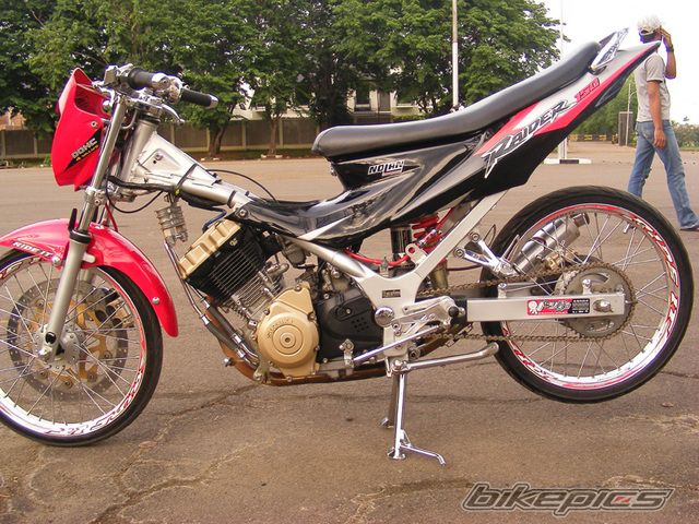 2006 SUZUKI SATRIA F 150 | Picture 1567223 motorcycle photo