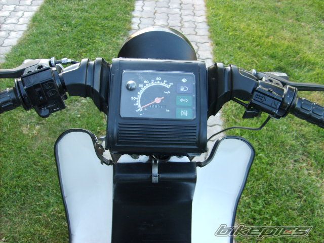 1989 SIMSON SR 50 | Picture 1567254 motorcycle photo