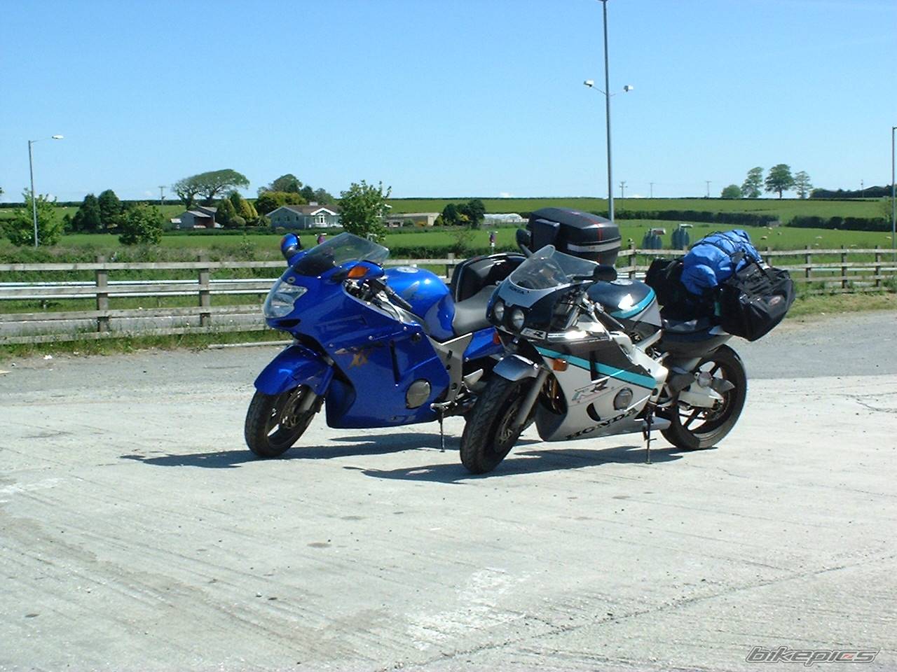 1990 HONDA CBR 400 | Picture 156833 motorcycle photo