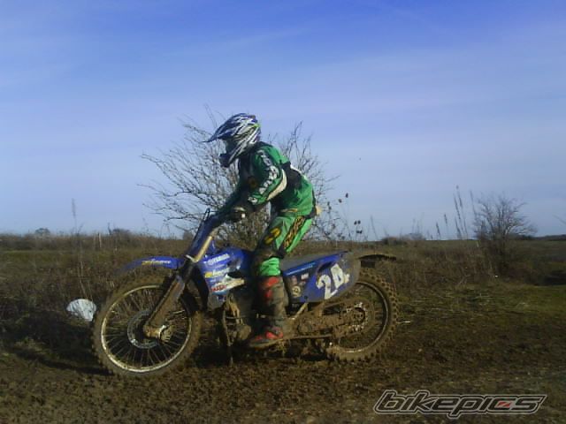 2004 YAMAHA YZ 250F | Picture 1568410 motorcycle photo