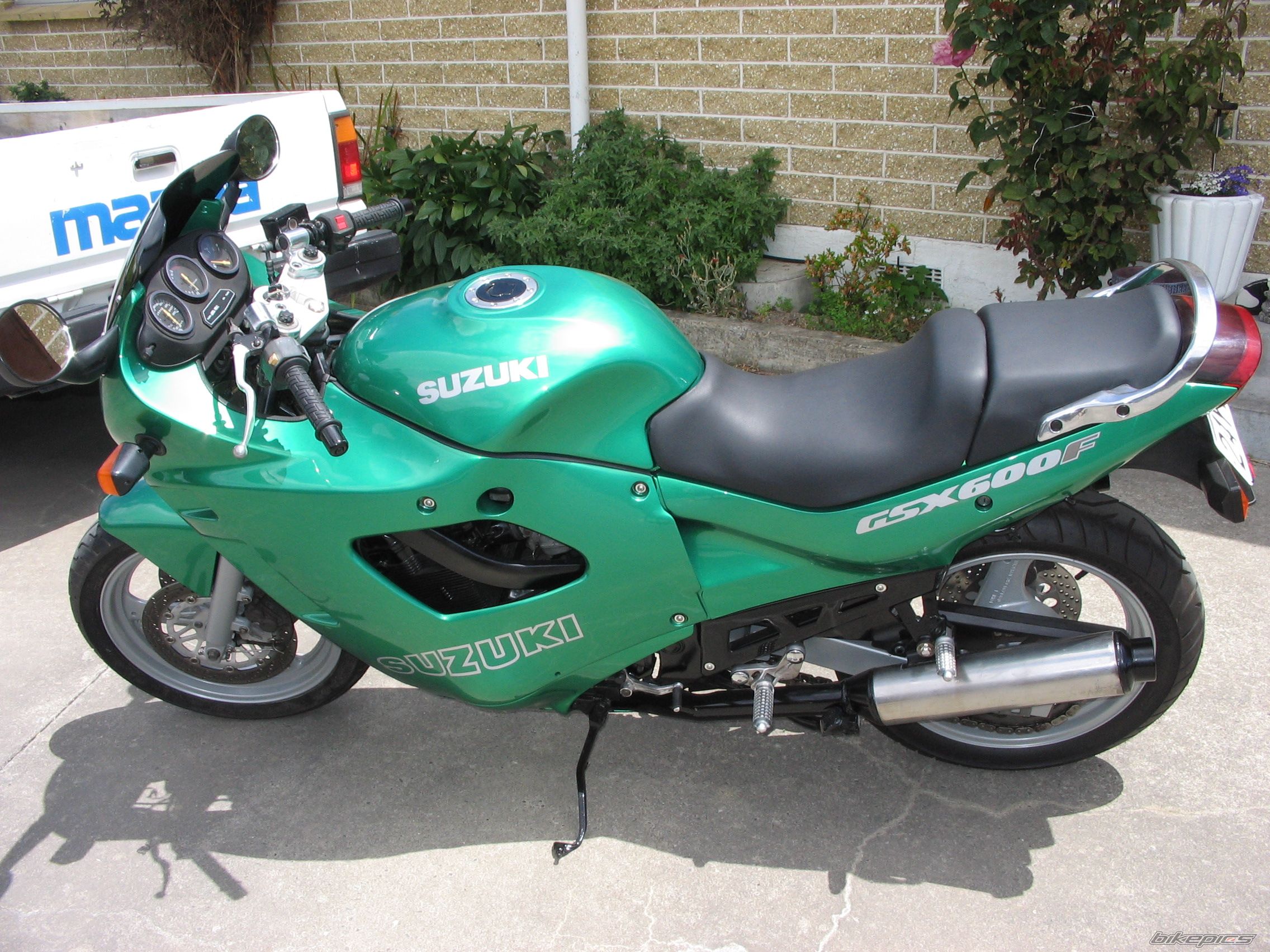 1991 SUZUKI GSX 600 | Picture 1568554 motorcycle photo