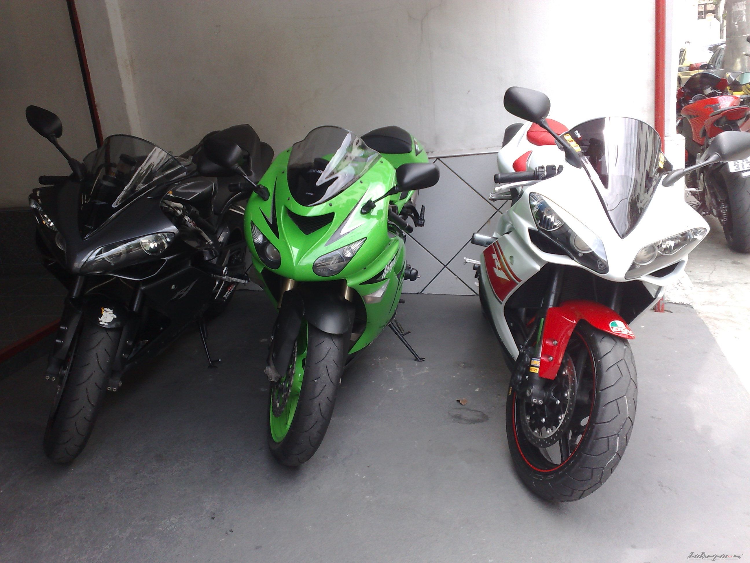 2008 YAMAHA YZF R1 | Picture 1569011 motorcycle photo