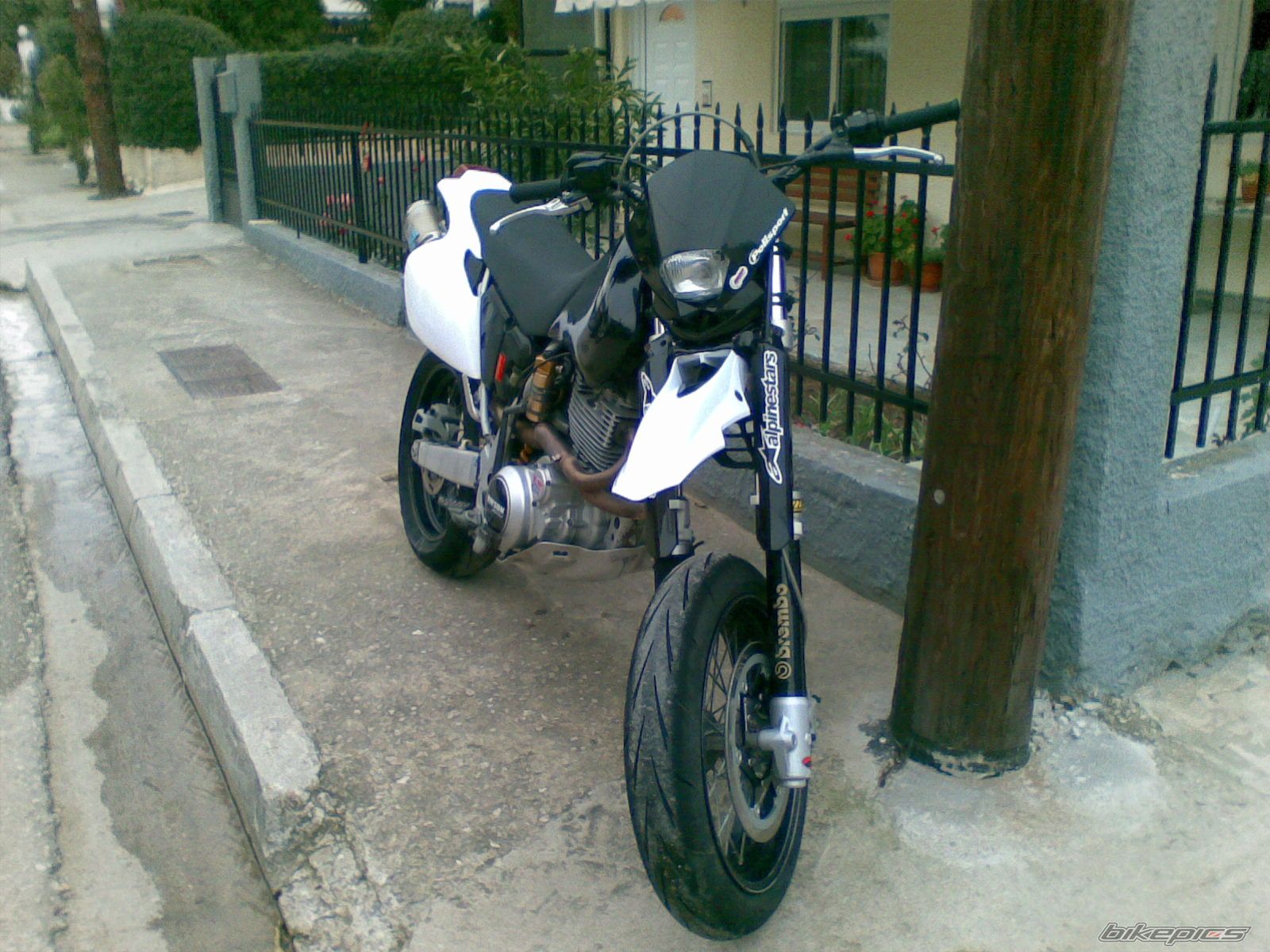 2001 YAMAHA TTR 600 | Picture 1569225 motorcycle photo