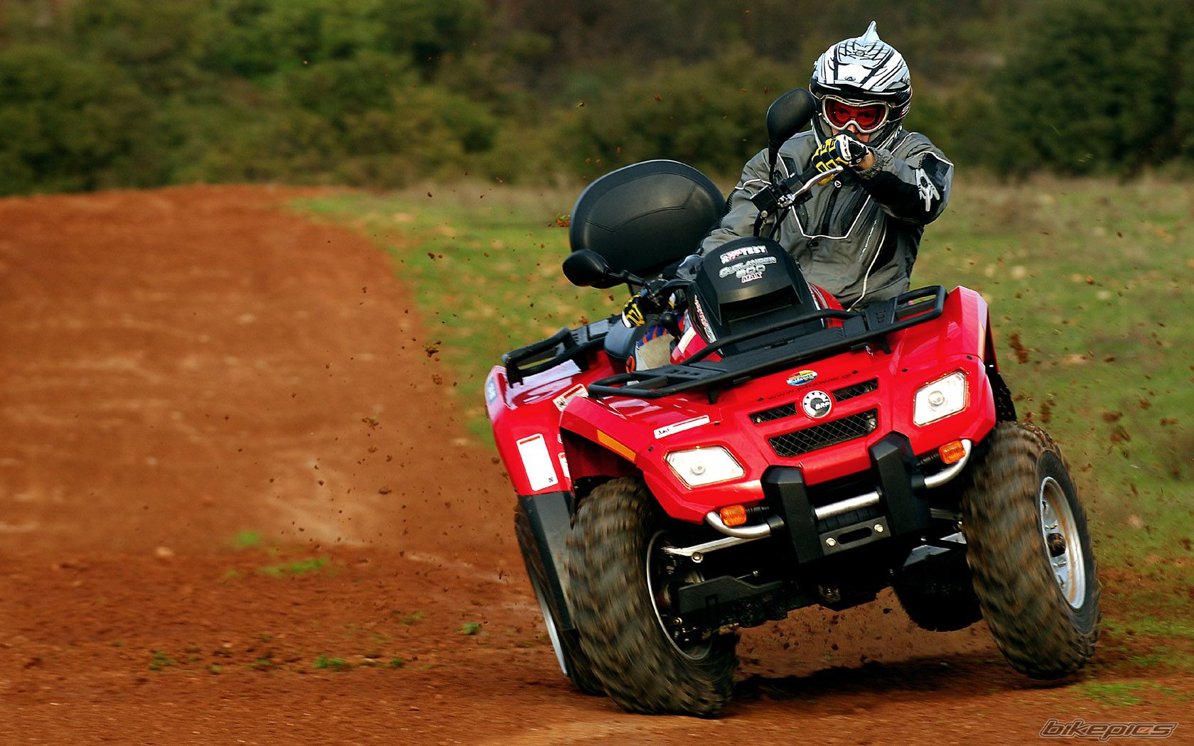 2009 BOMBARDIER OUTLANDER 800 XT | Picture 1569913 motorcycle photo