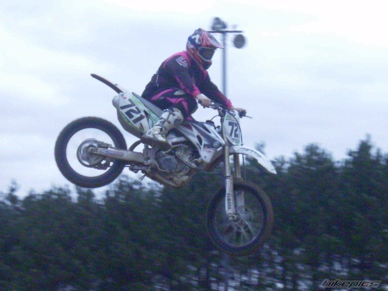 2009 YAMAHA YZ 450F | Picture 1570779 motorcycle photo