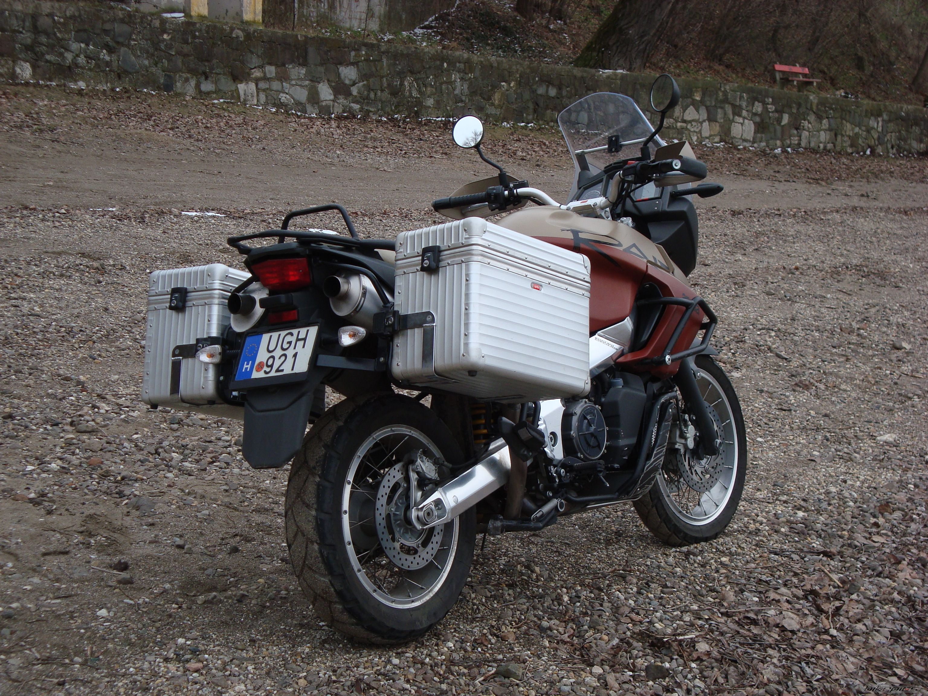 2005 APRILIA CAPONORD RALLY RAID | Picture 1571734 motorcycle photo