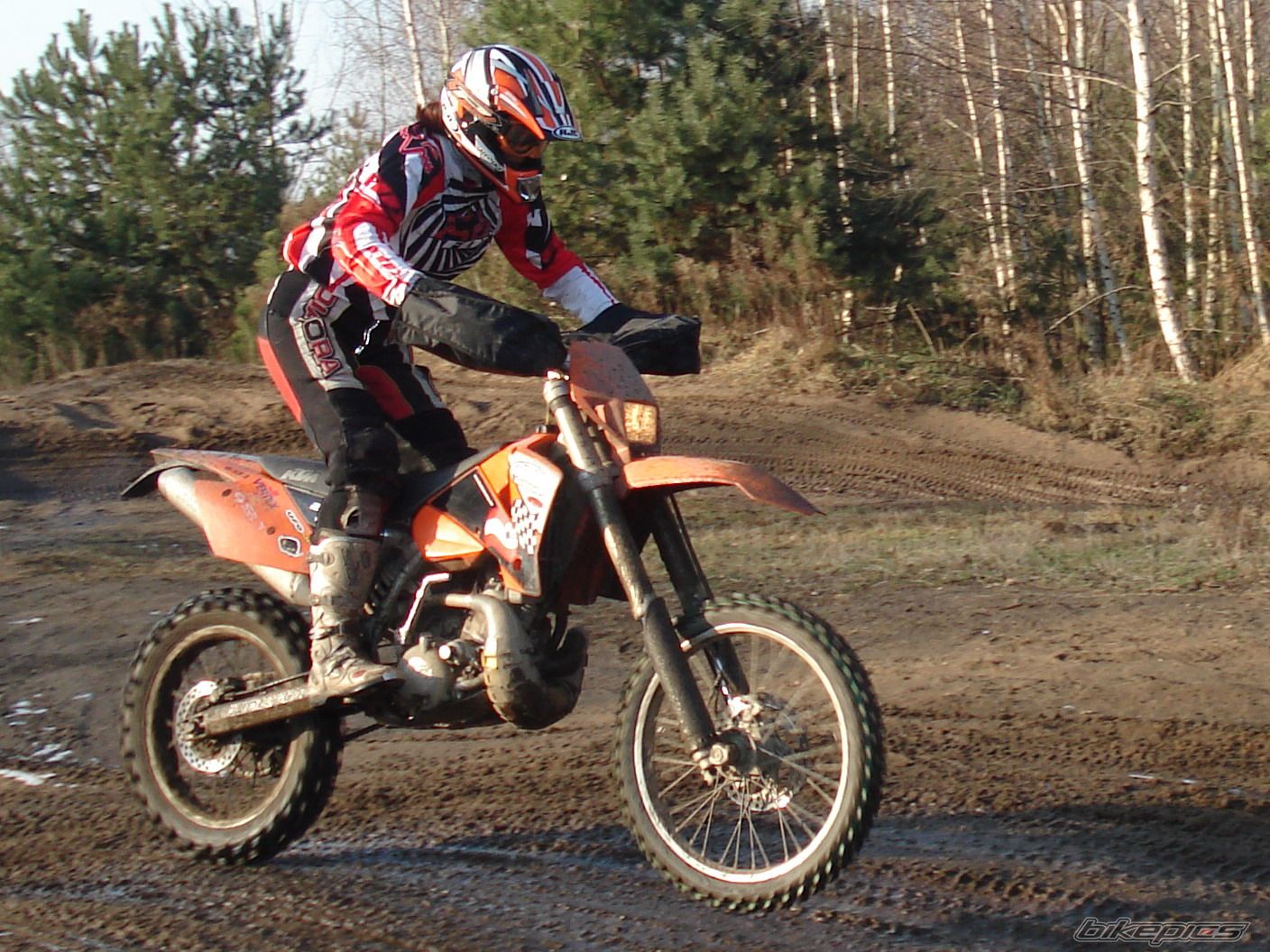 2004 KTM 200 EXC | Picture 1572296 motorcycle photo