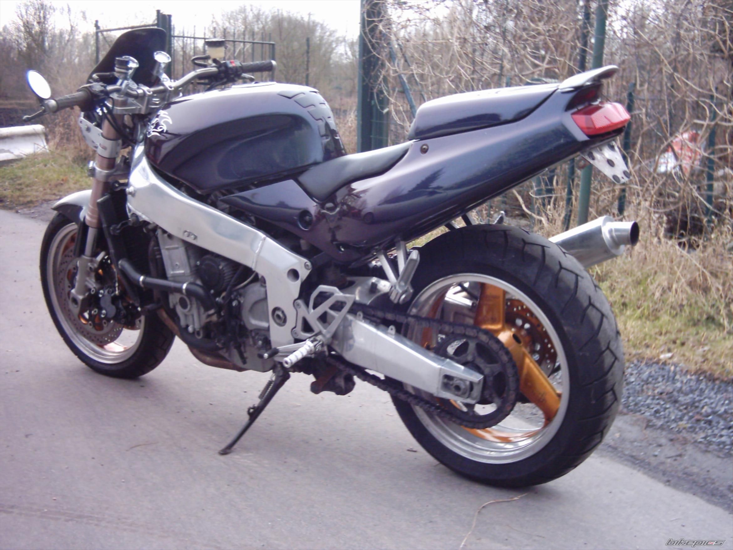 1992 KAWASAKI ZXR 750 | Picture 1572659 motorcycle photo