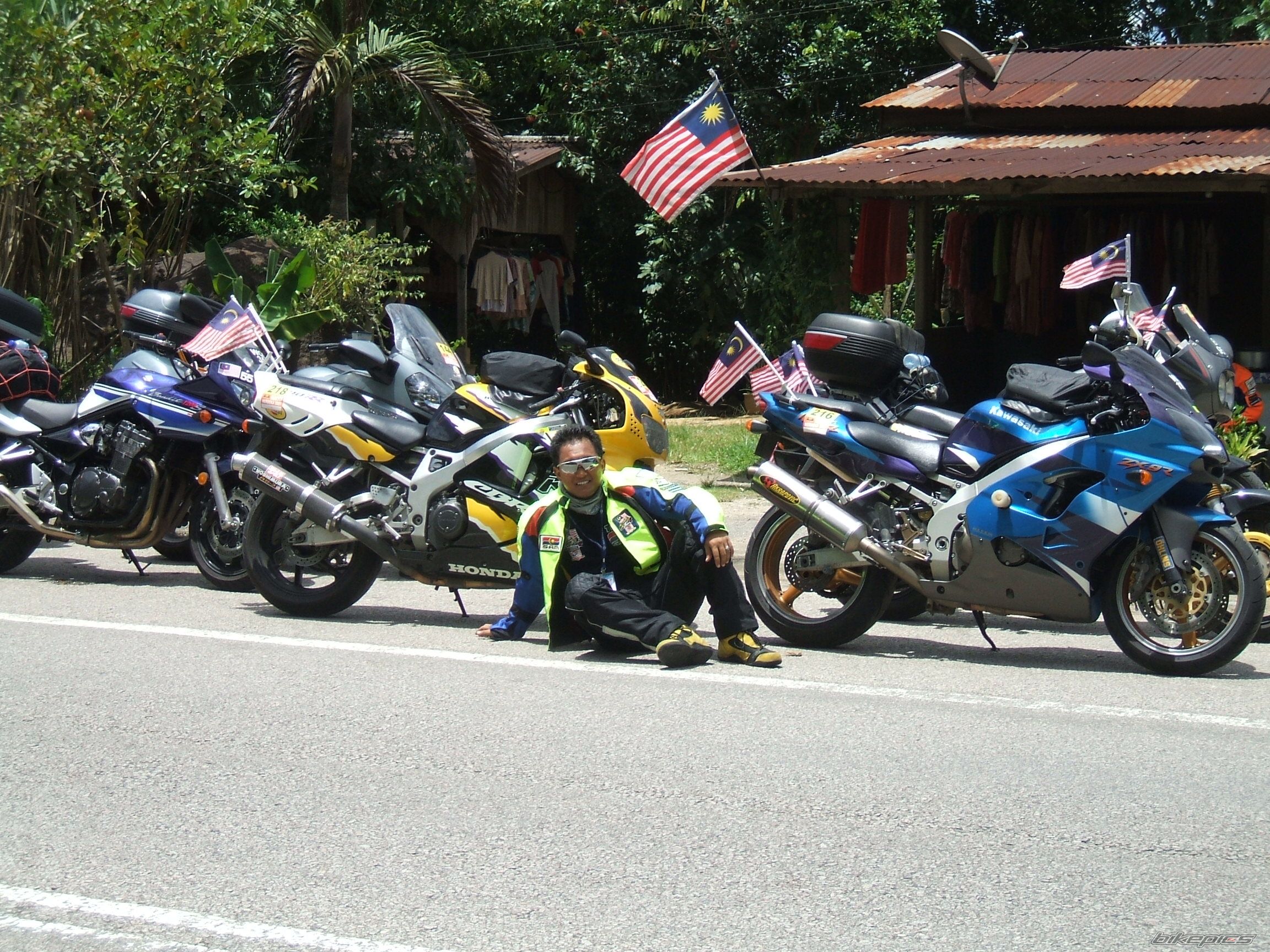    | Picture 1573349 motorcycle photo