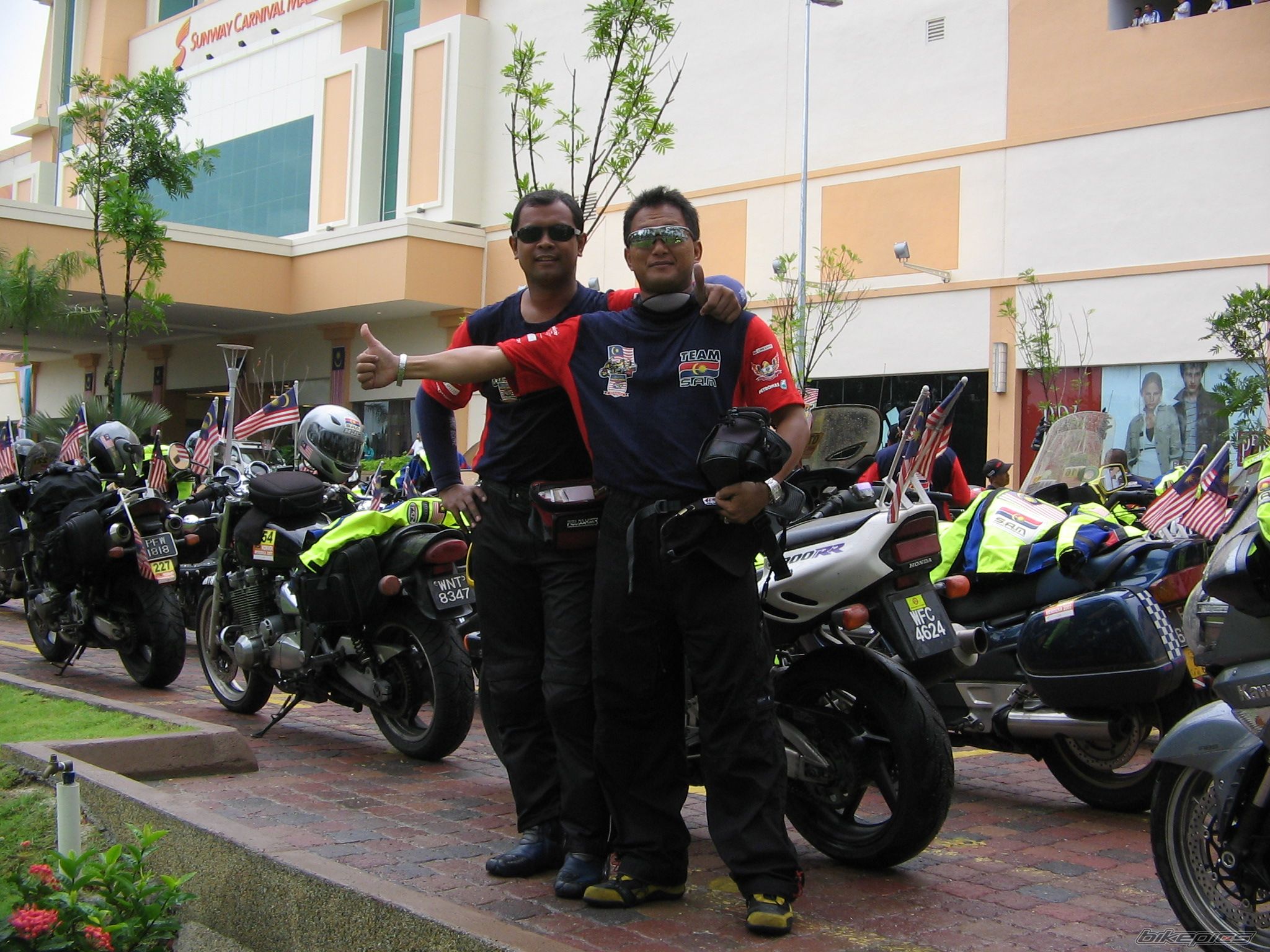    | Picture 1573360 motorcycle photo
