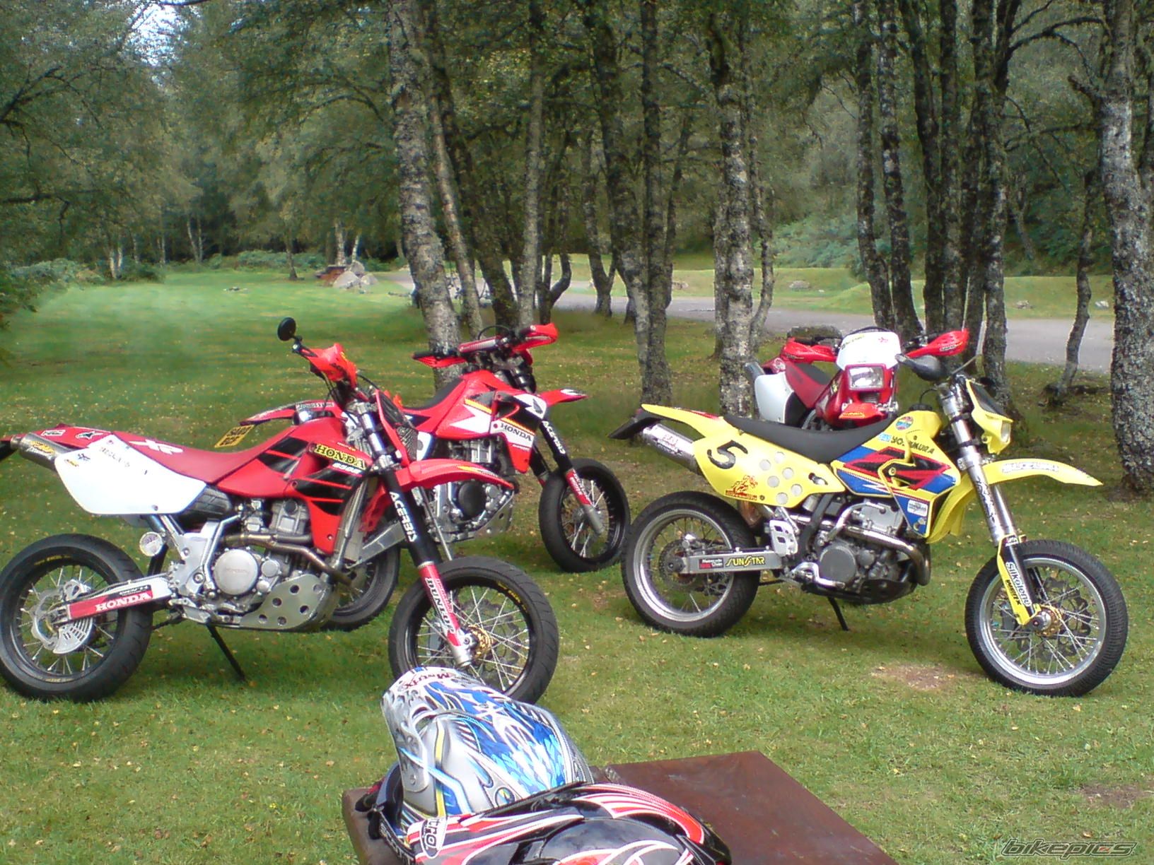2002 HONDA XR 400 | Picture 1573940 motorcycle photo
