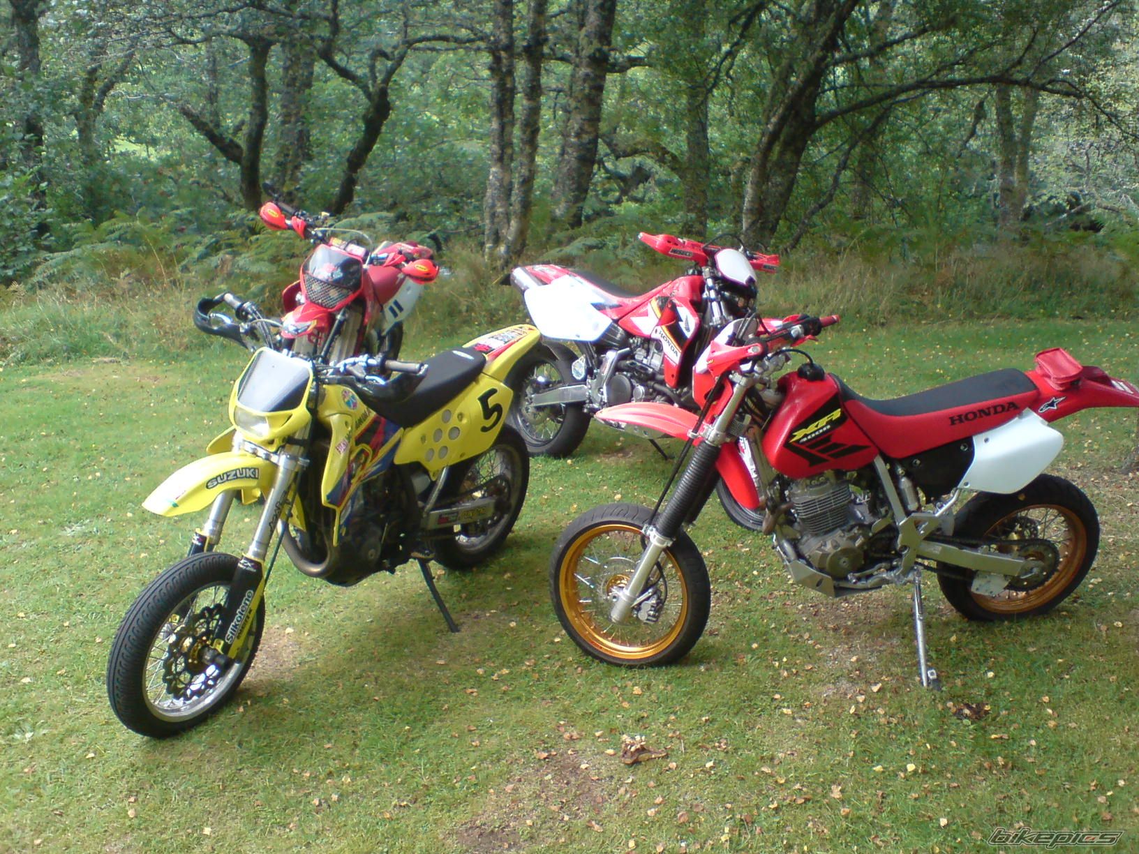 2002 HONDA XR 400 | Picture 1573941 motorcycle photo