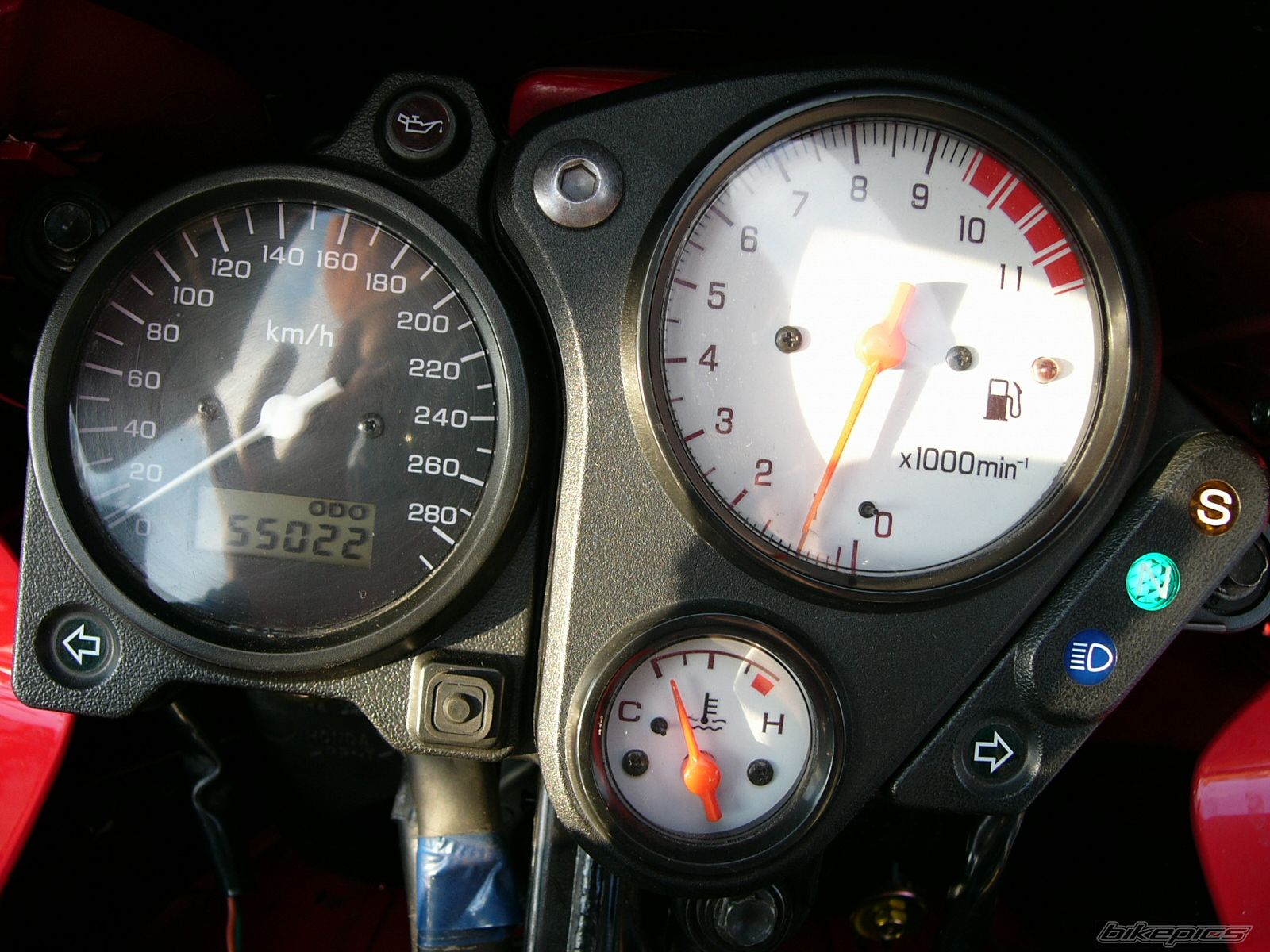 1999 HONDA VTR 1000 | Picture 1574542 motorcycle photo