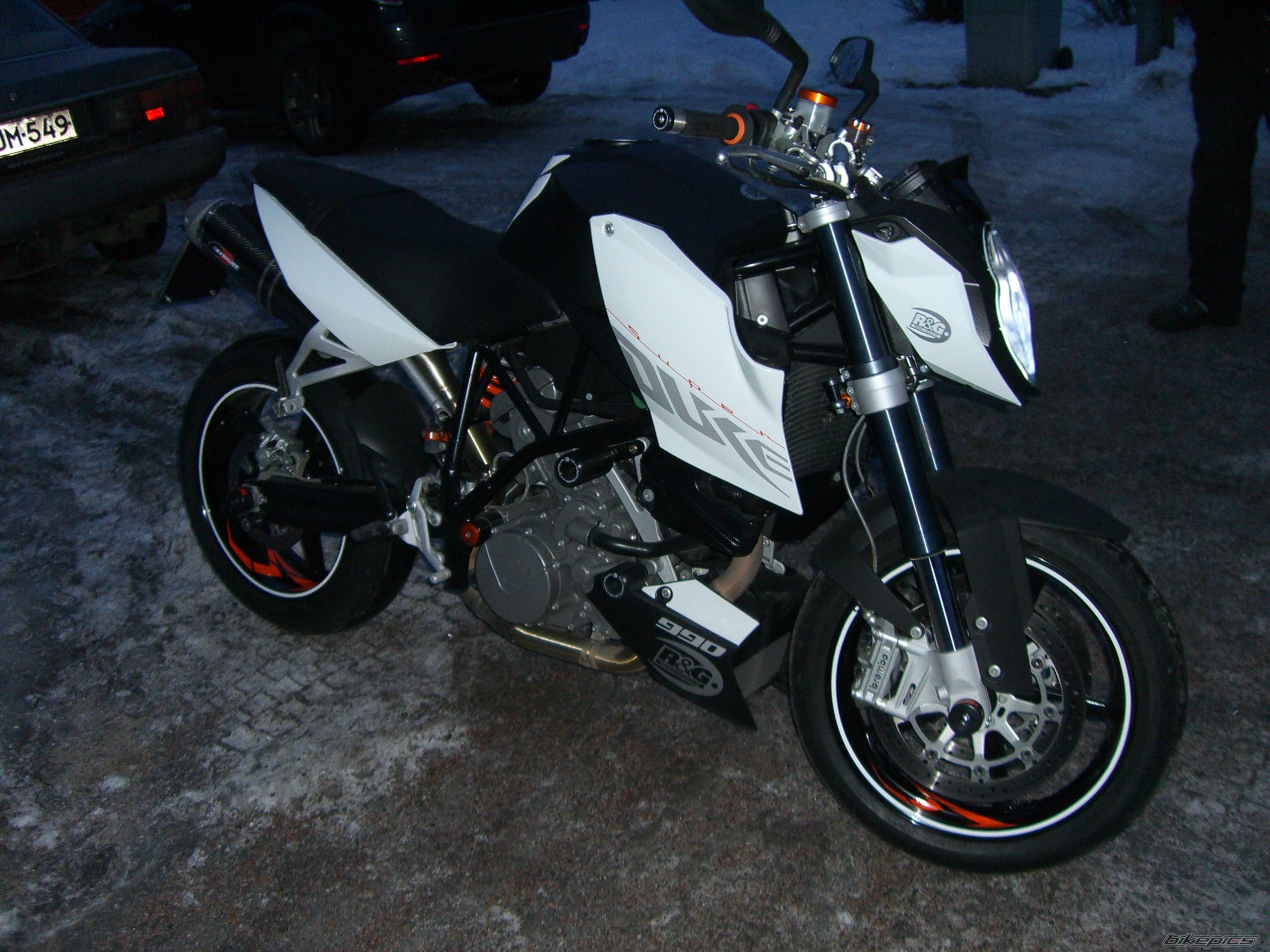 2008 KTM 990 SUPERDUKE | Picture 1575999 motorcycle photo